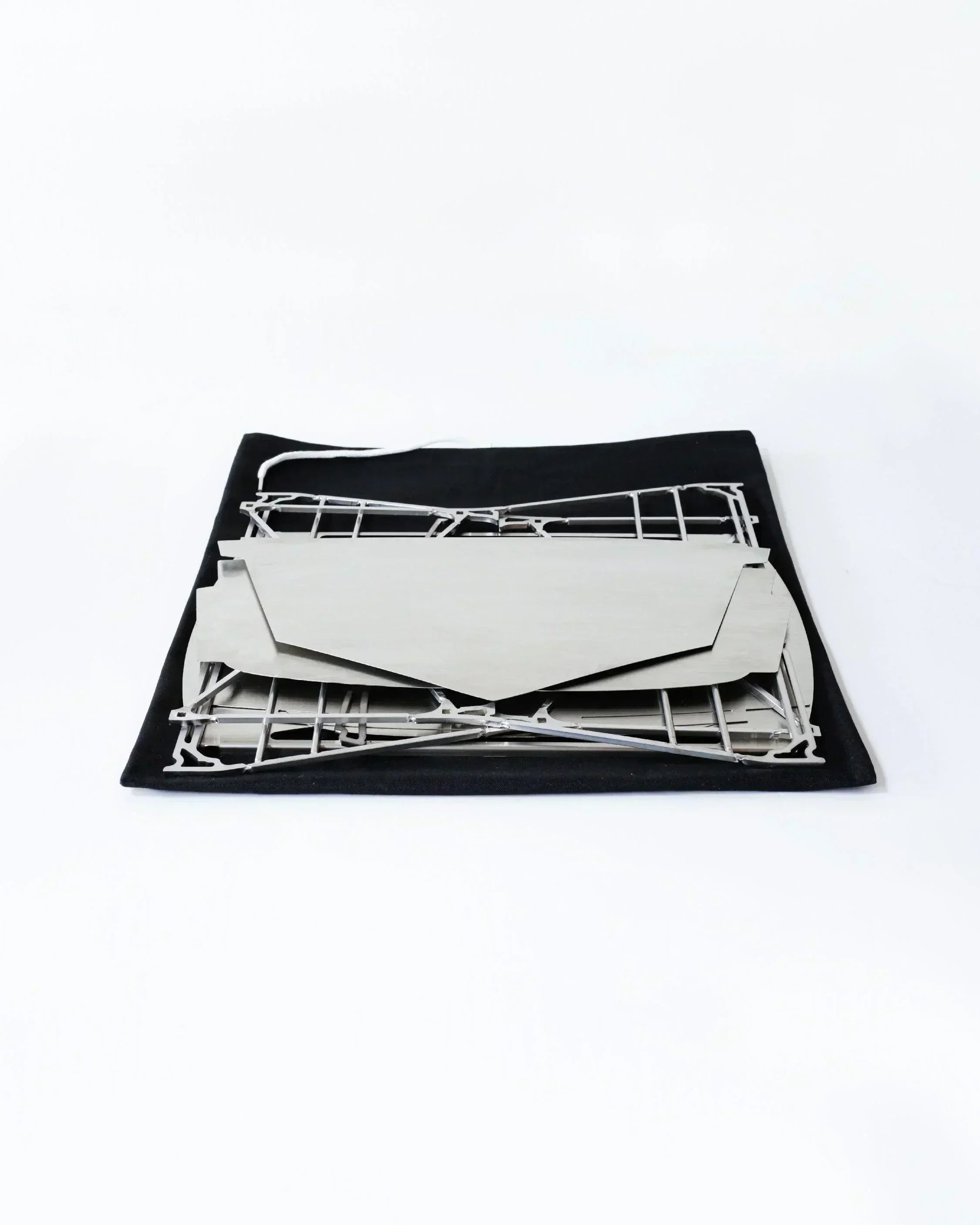 MAAGZ RAPCA Takibi Fire & Grill 多次元焚火台 - Wild Camping