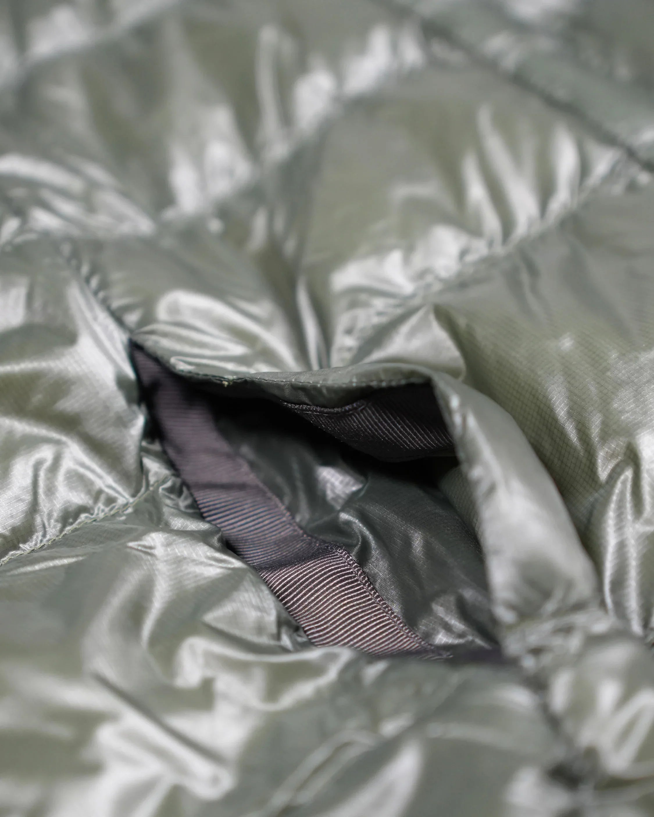 Nanga 7Days Inner Down Cardigan (WOMEN) / KHA