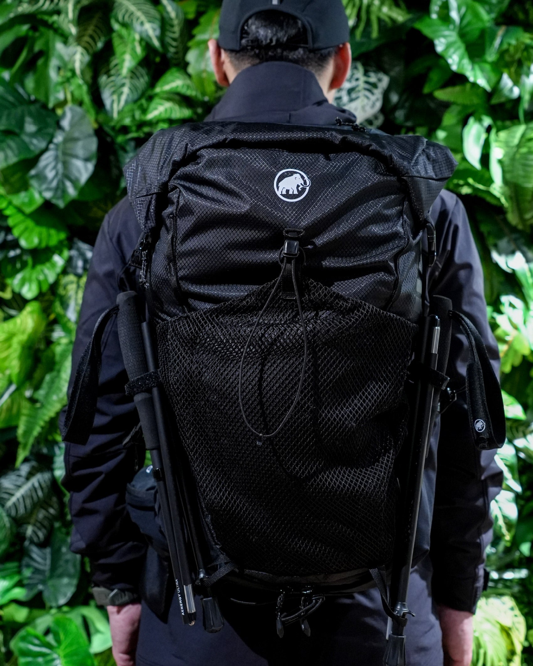 Mammut Aenergy Ultra Carbon Pole (Pair) - Wild Camping