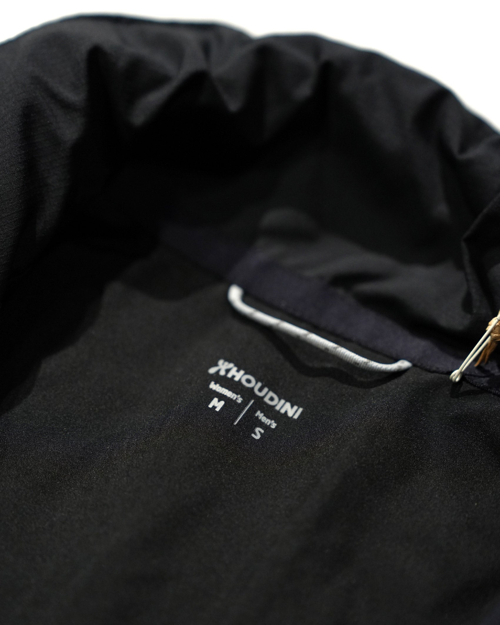 Houdini All Weather T-Neck (Unisex) /  True Black - Wild Camping