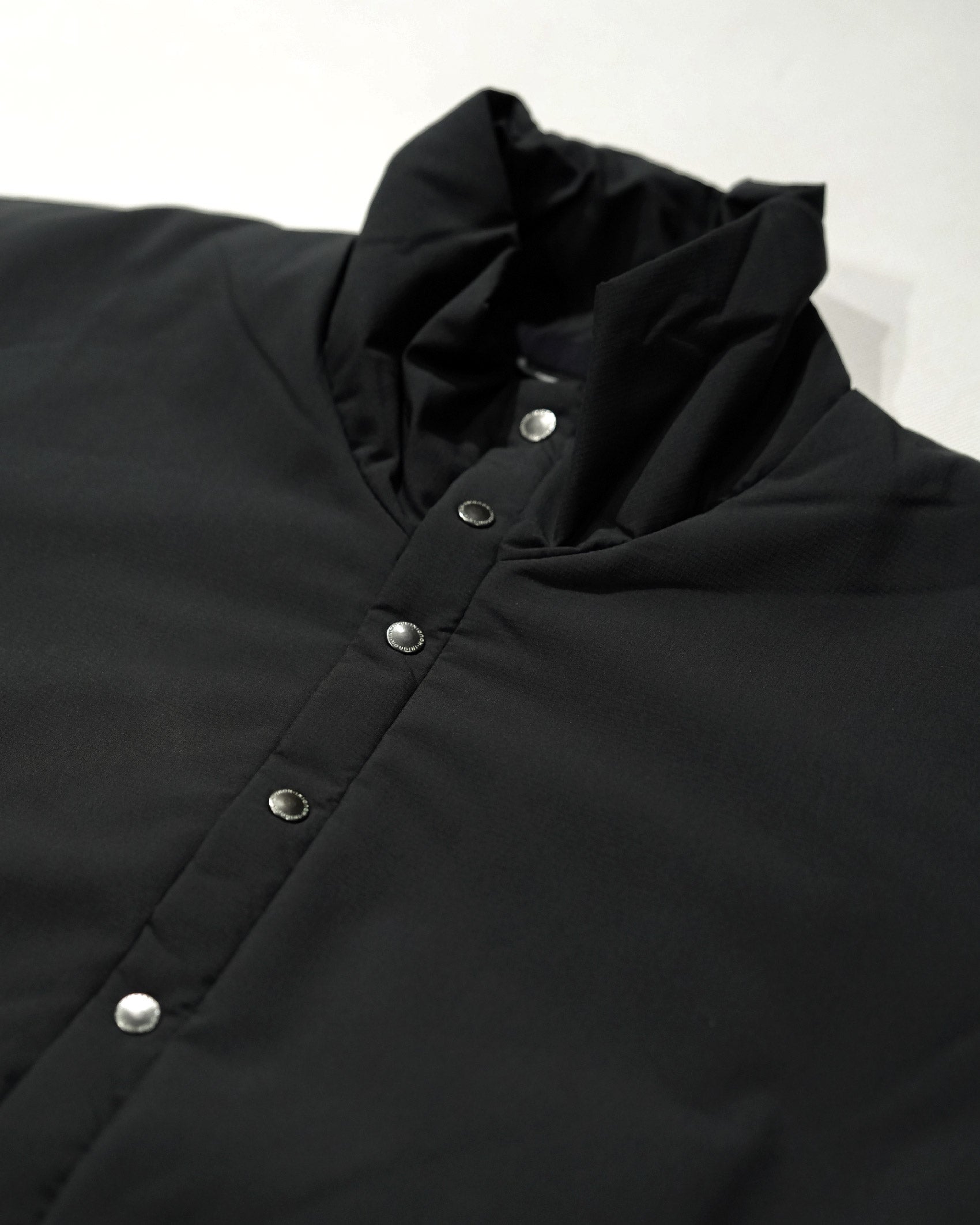 Houdini All Weather T-Neck (Unisex) /  True Black - Wild Camping