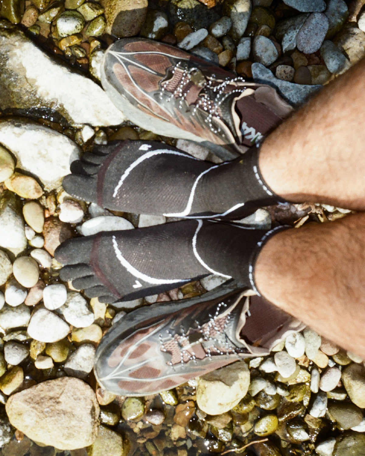 nozzle quiz Anti-Slip Fivefingers Socks / Fly White - Wild Camping