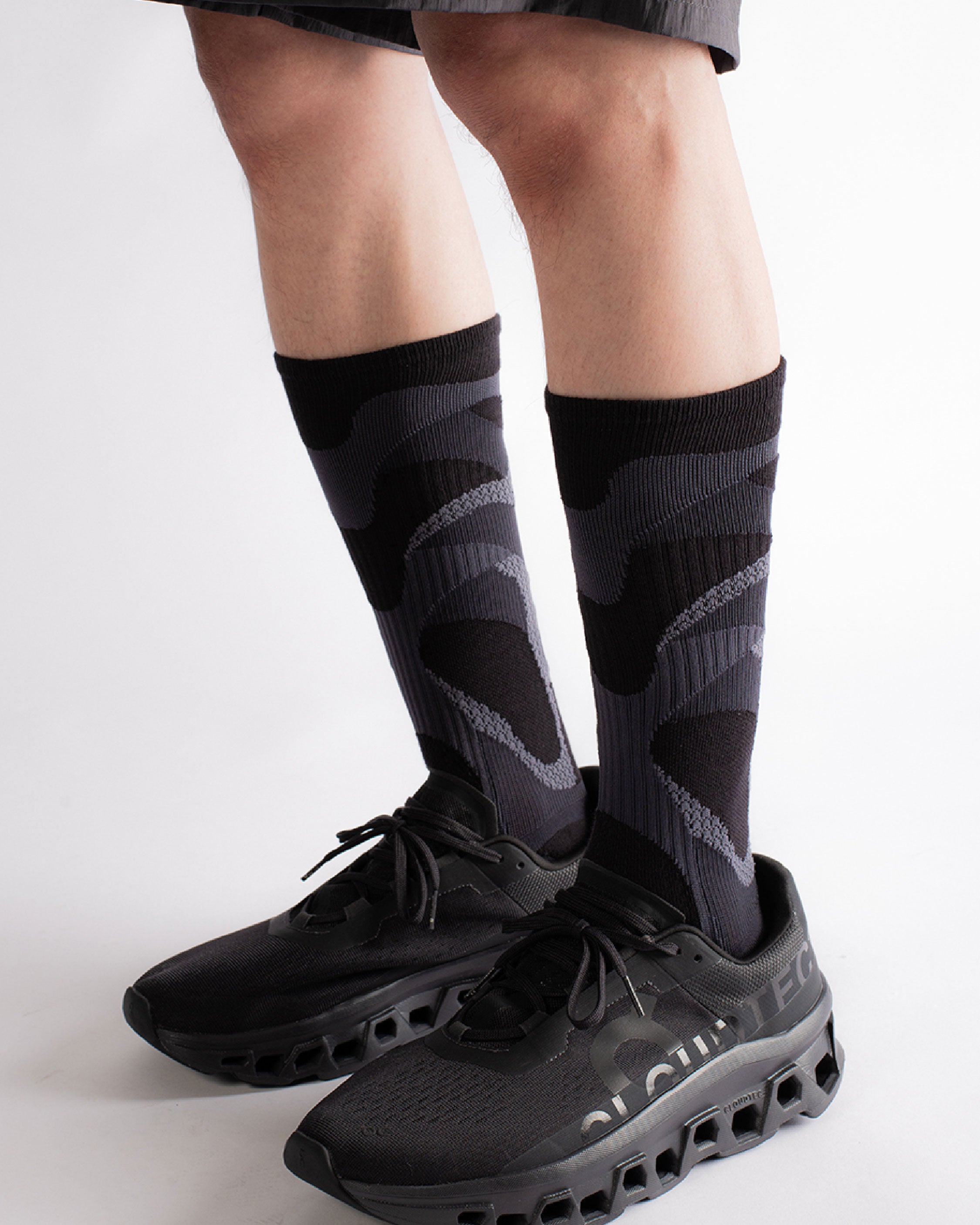 nozzle quiz Cage Overcalf Socks