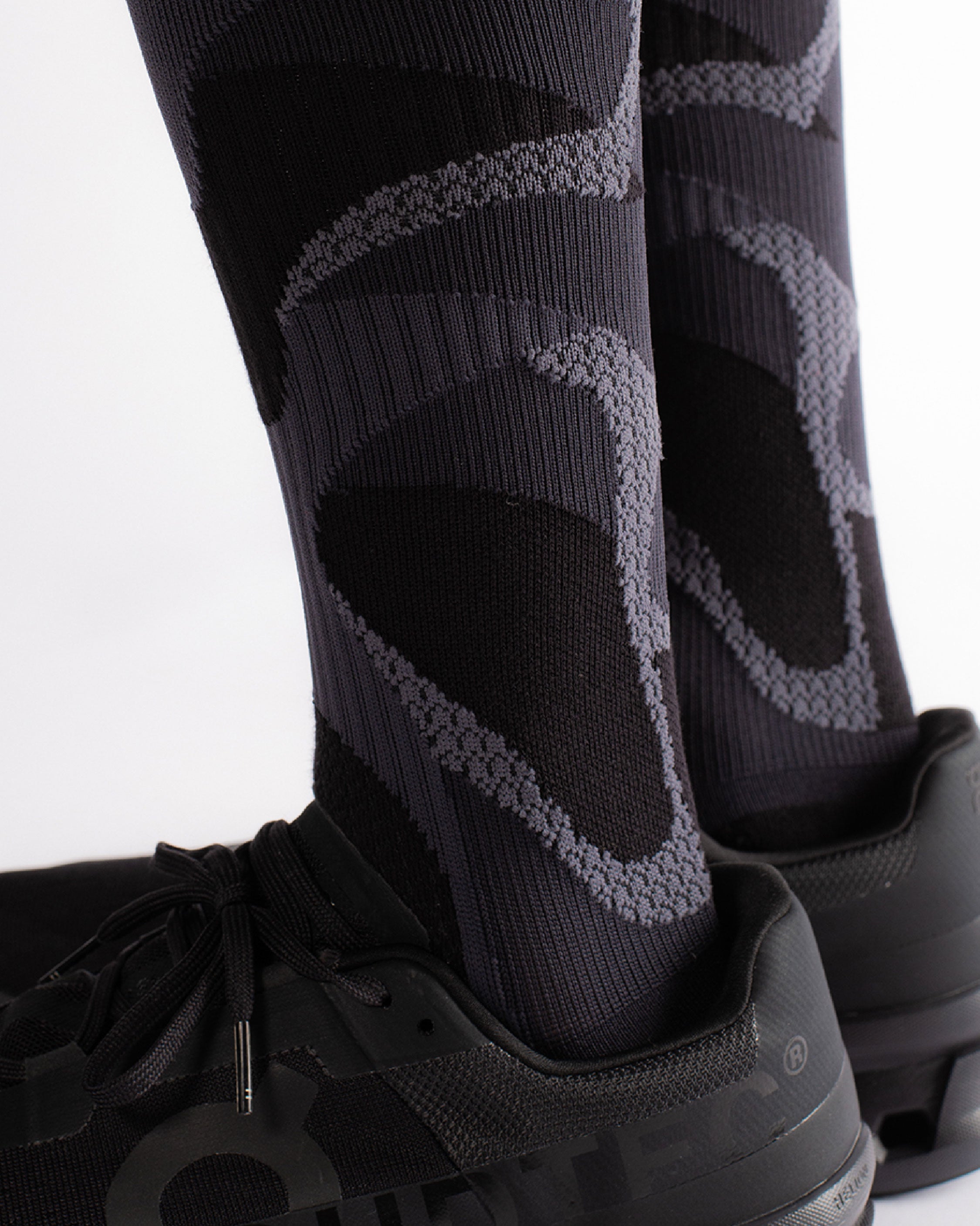 nozzle quiz Cage Overcalf Socks