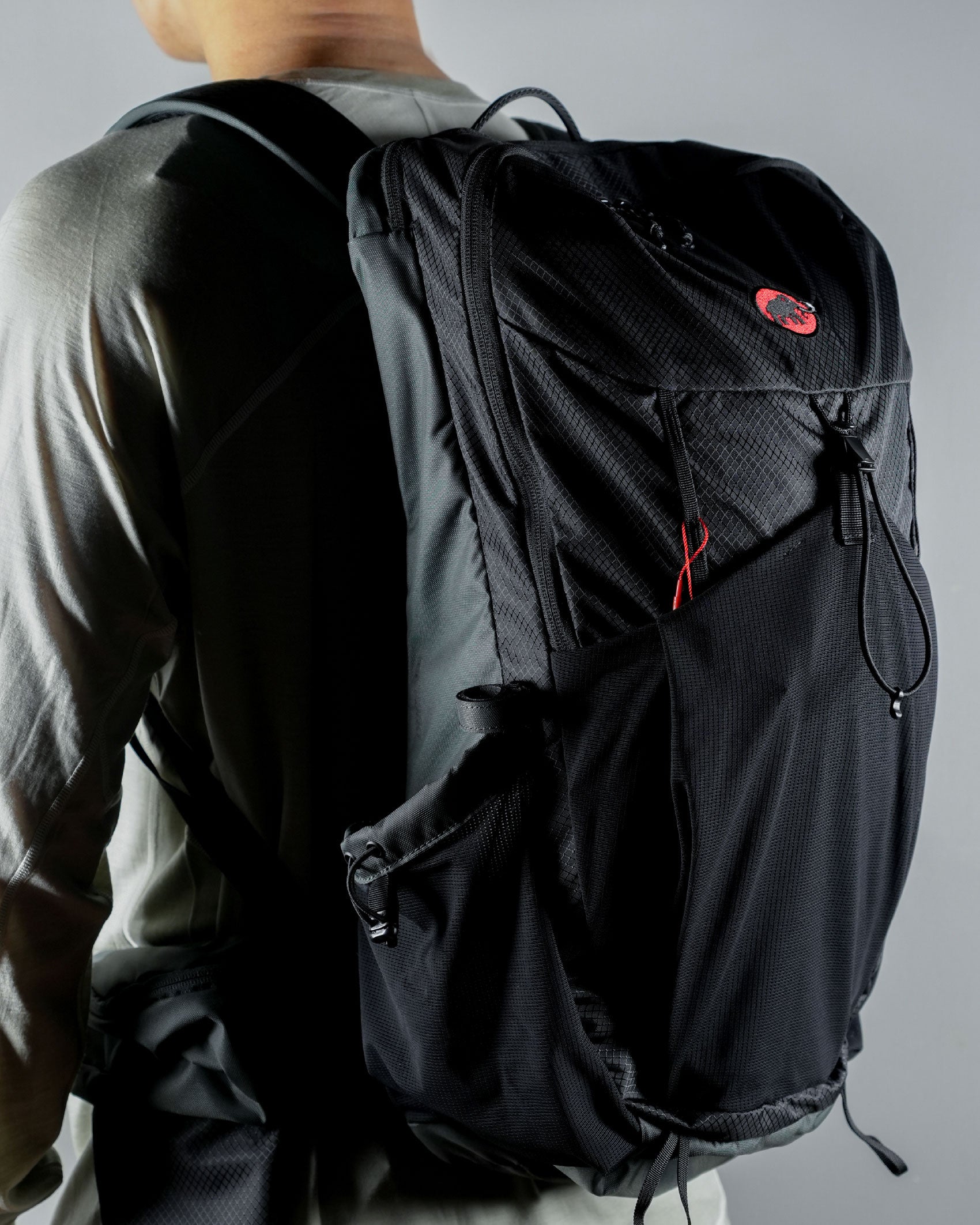Hiking Patrol x Mammut Ducan 22 / Gabbro Black - Wild Camping
