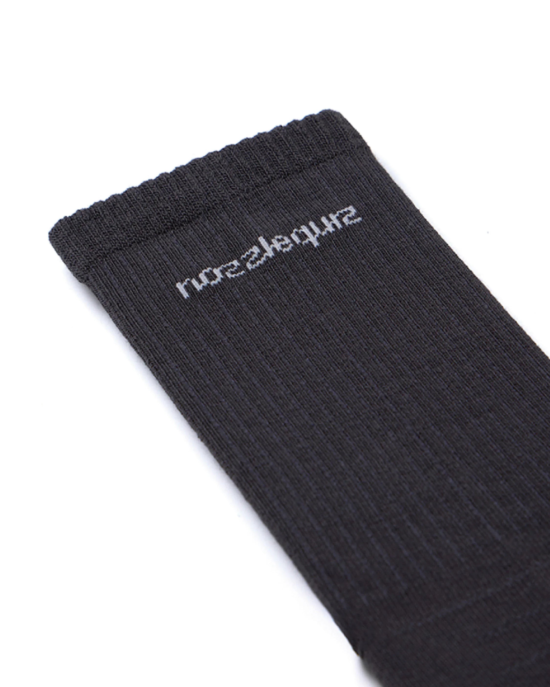 nozzle quiz Essential Casual Socks