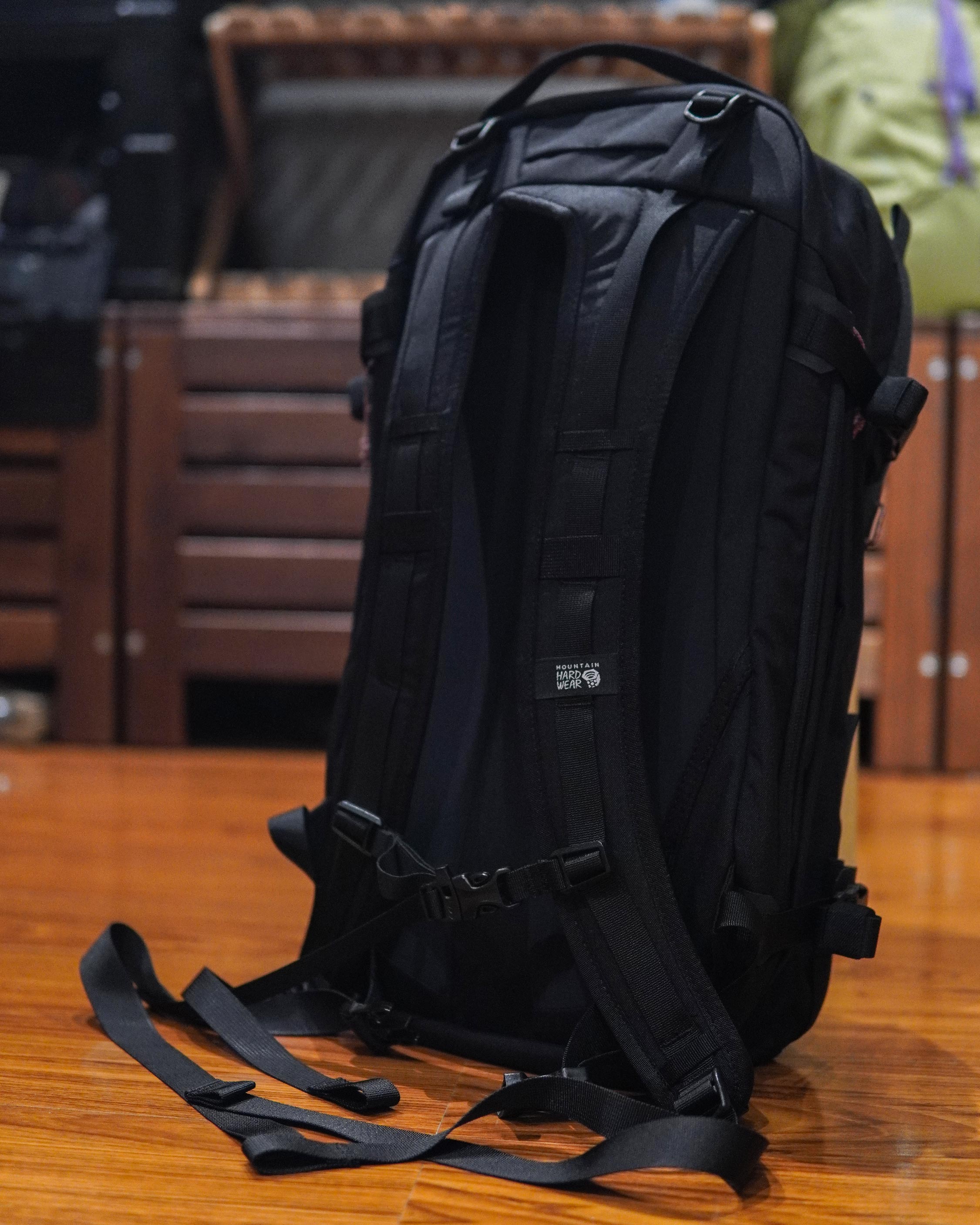 Mountain Hardwear Gnarwhal 25 Backpack