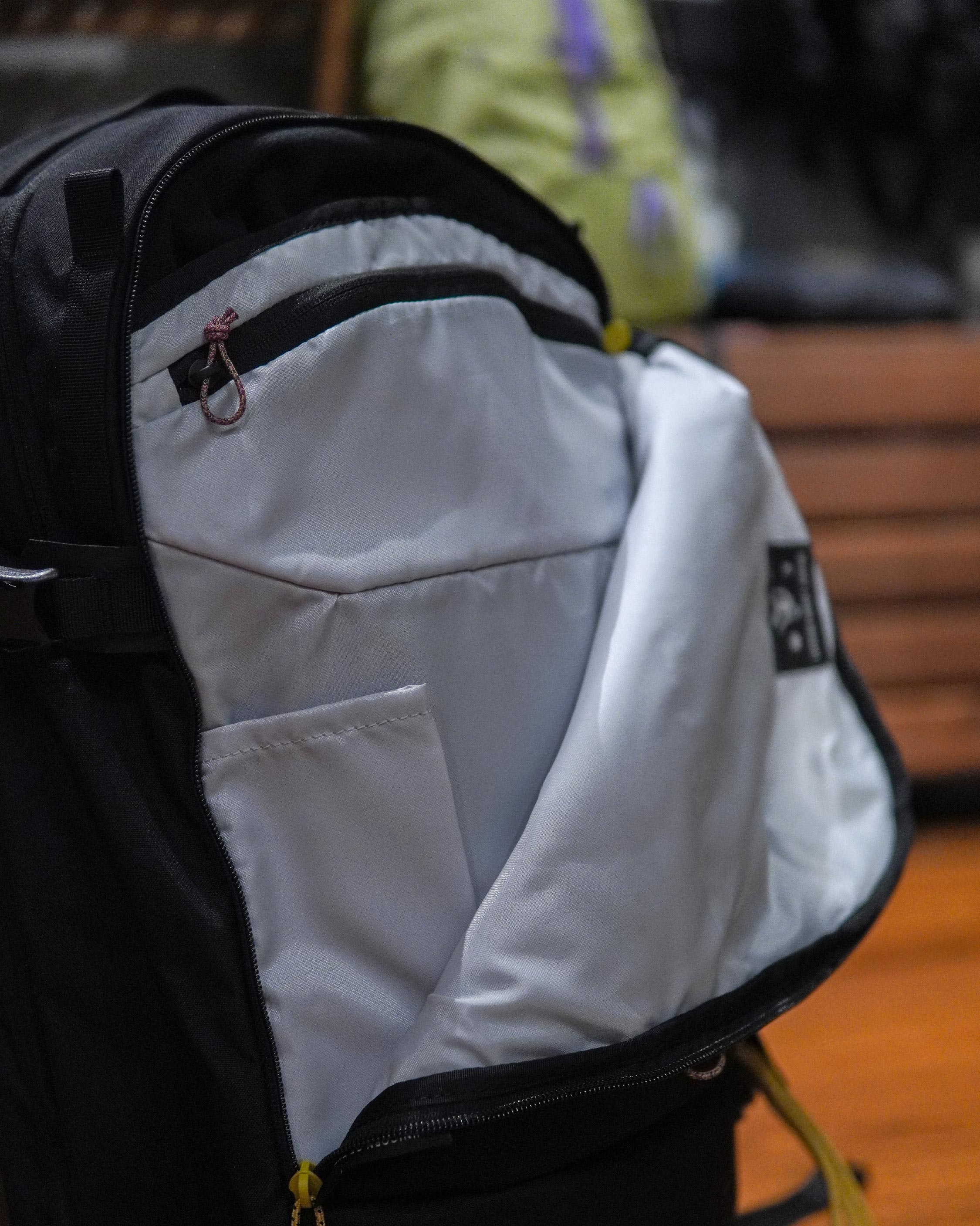 Mountain Hardwear Gnarwhal 25 Backpack