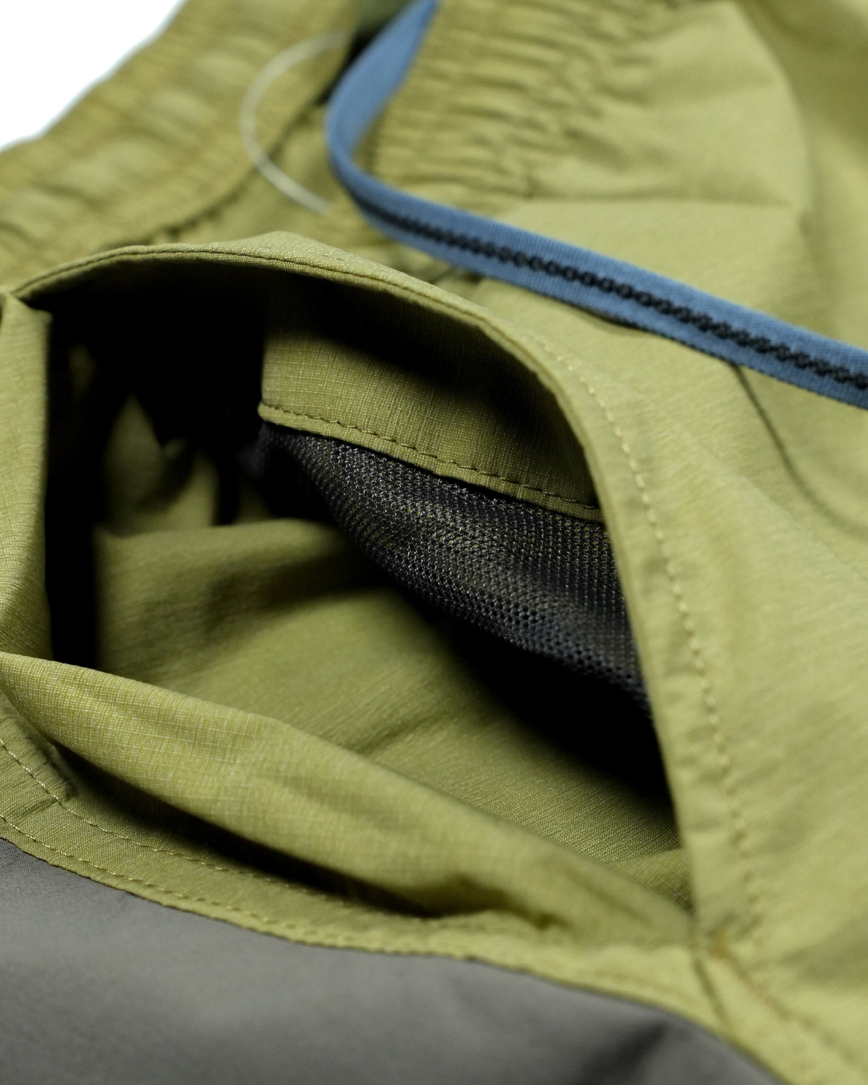 Teton Bros. ELV1000 5.5in Hybrid Short / Khaki