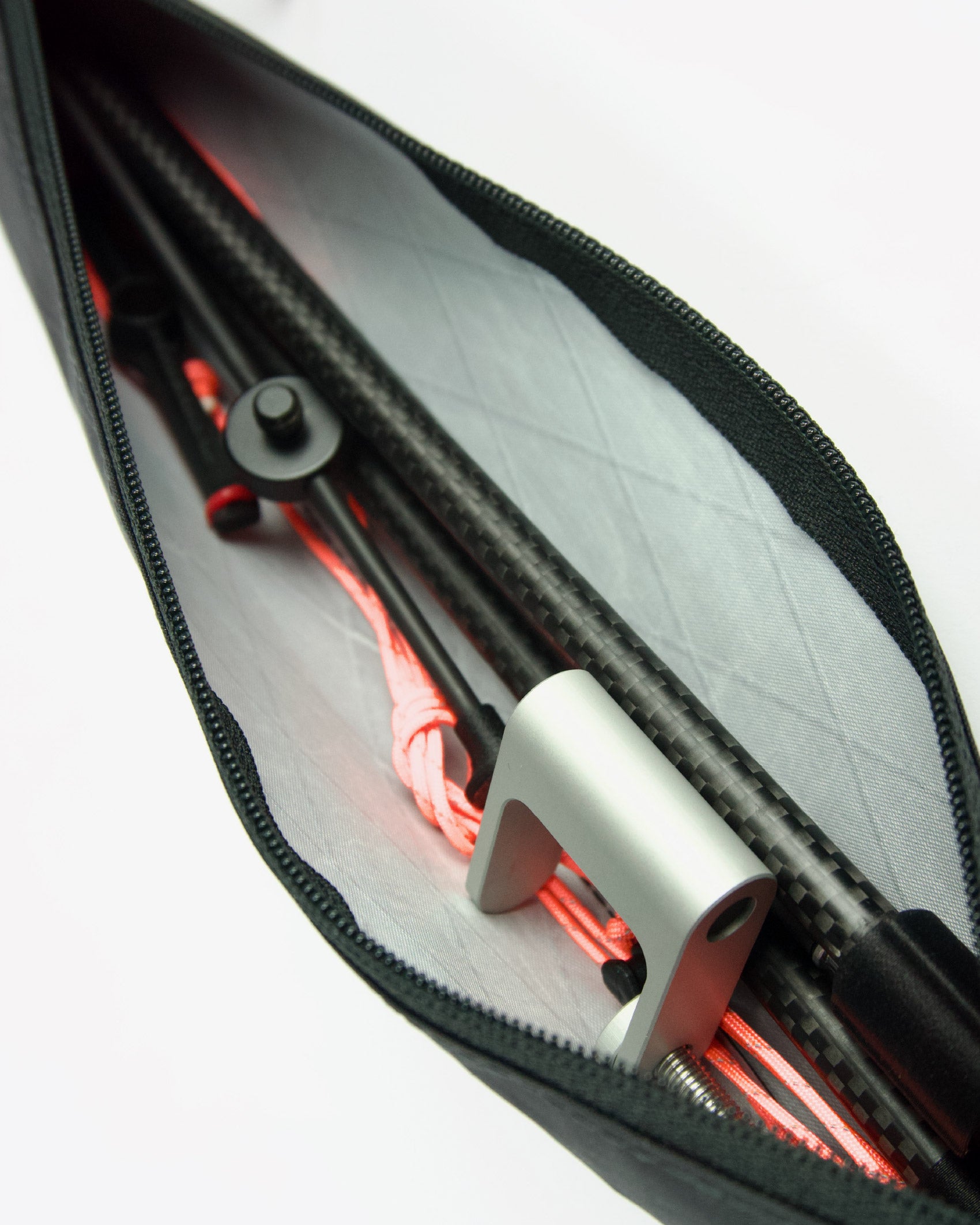 MakeToHike Lightweight Lantern Stand V2 - Wild Camping