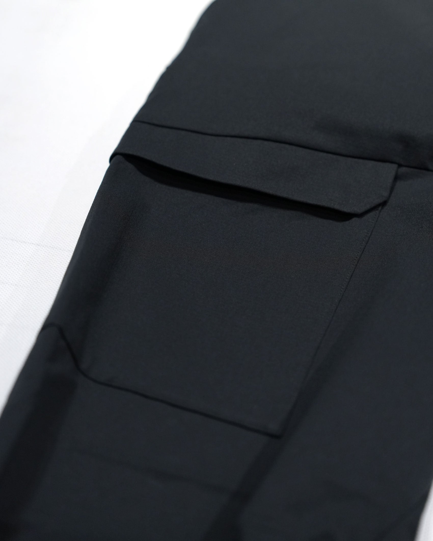 Houdini M's Go Pants / True Black - Wild Camping