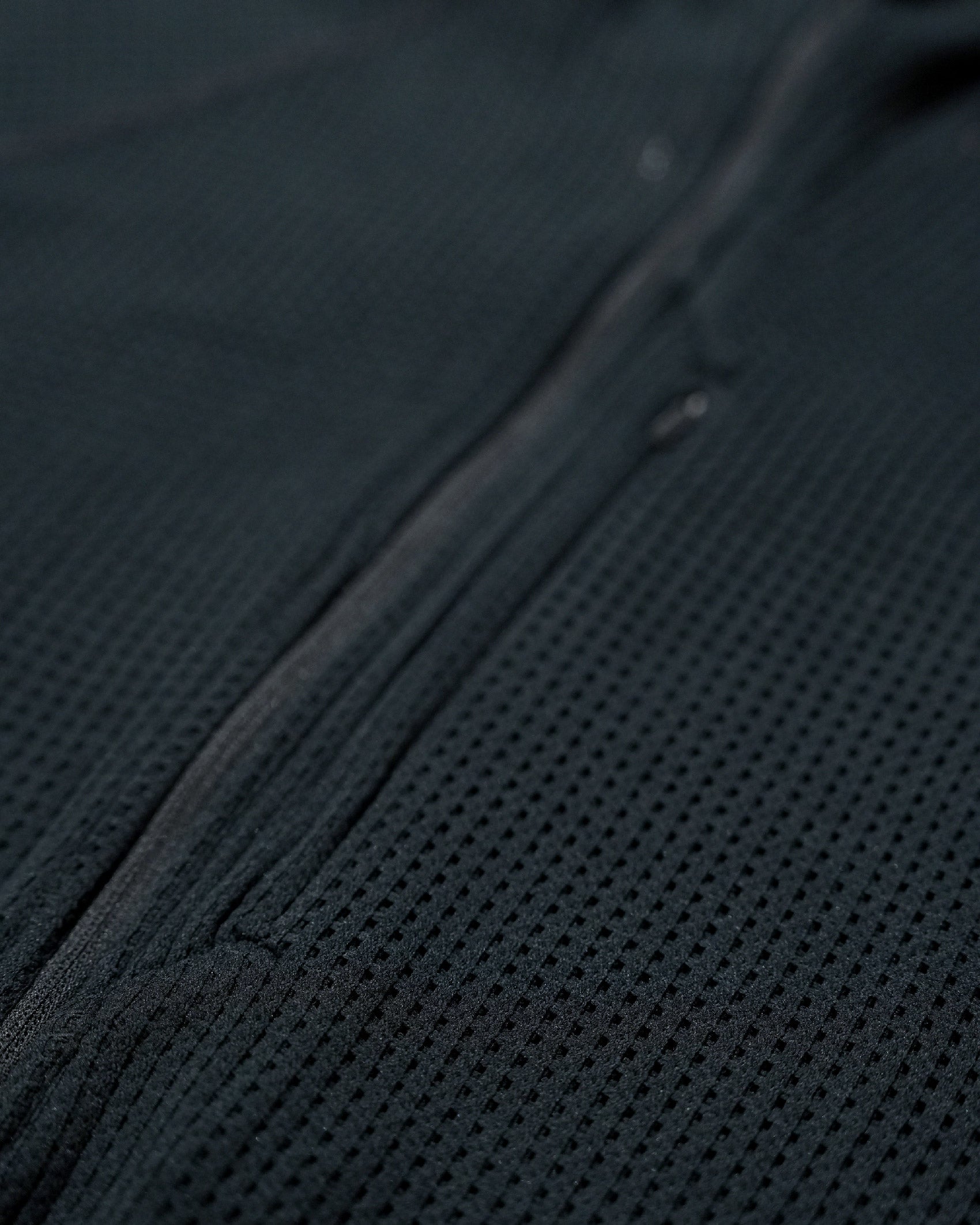 Houdini M's Pace Flow Houdi / True Black - Wild Camping