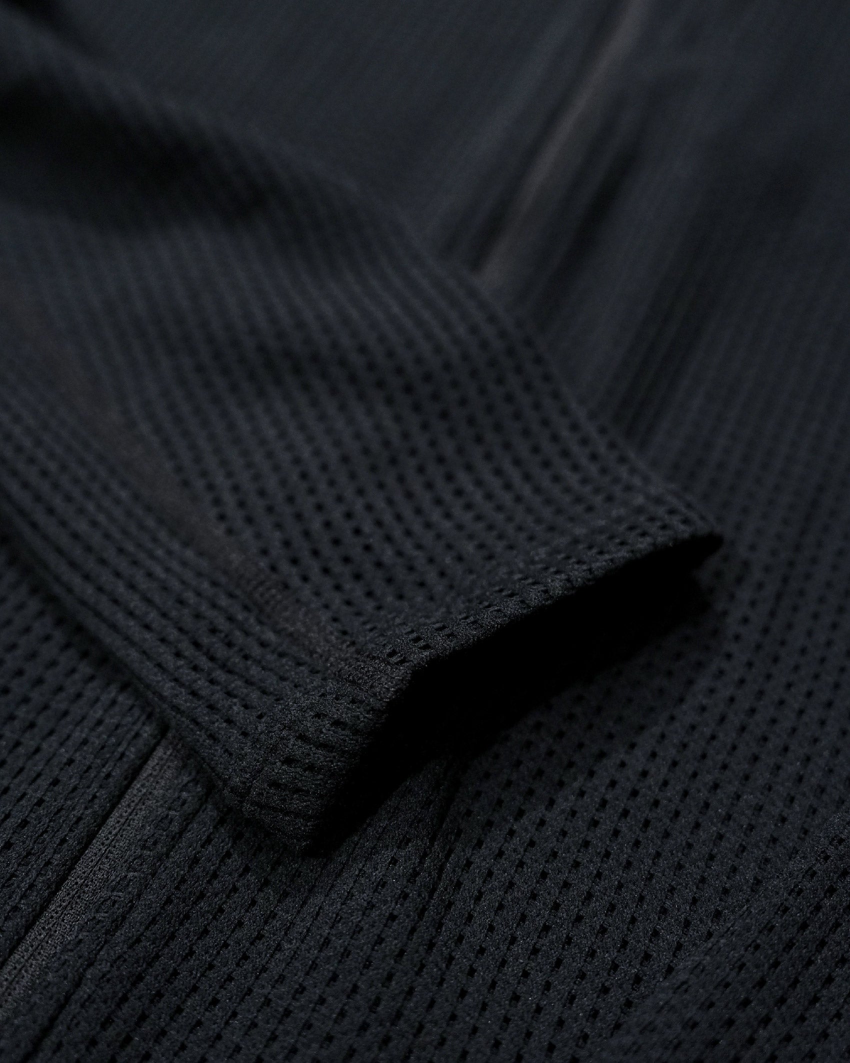 Houdini M's Pace Flow Houdi / True Black - Wild Camping
