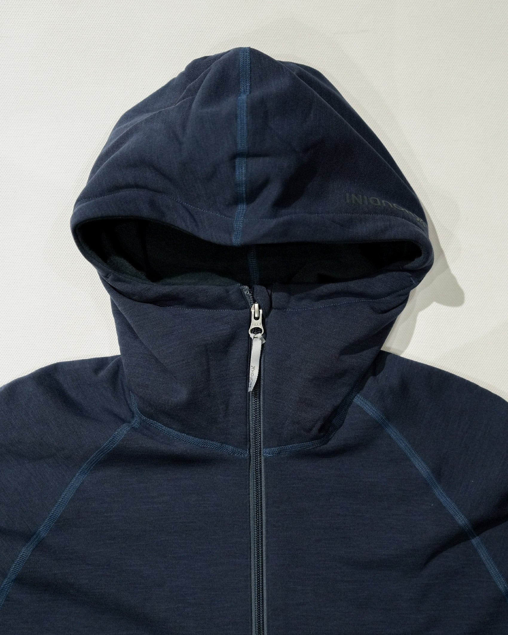 Houdini M's Outright Houdi / Cloudy Blue - Wild Camping