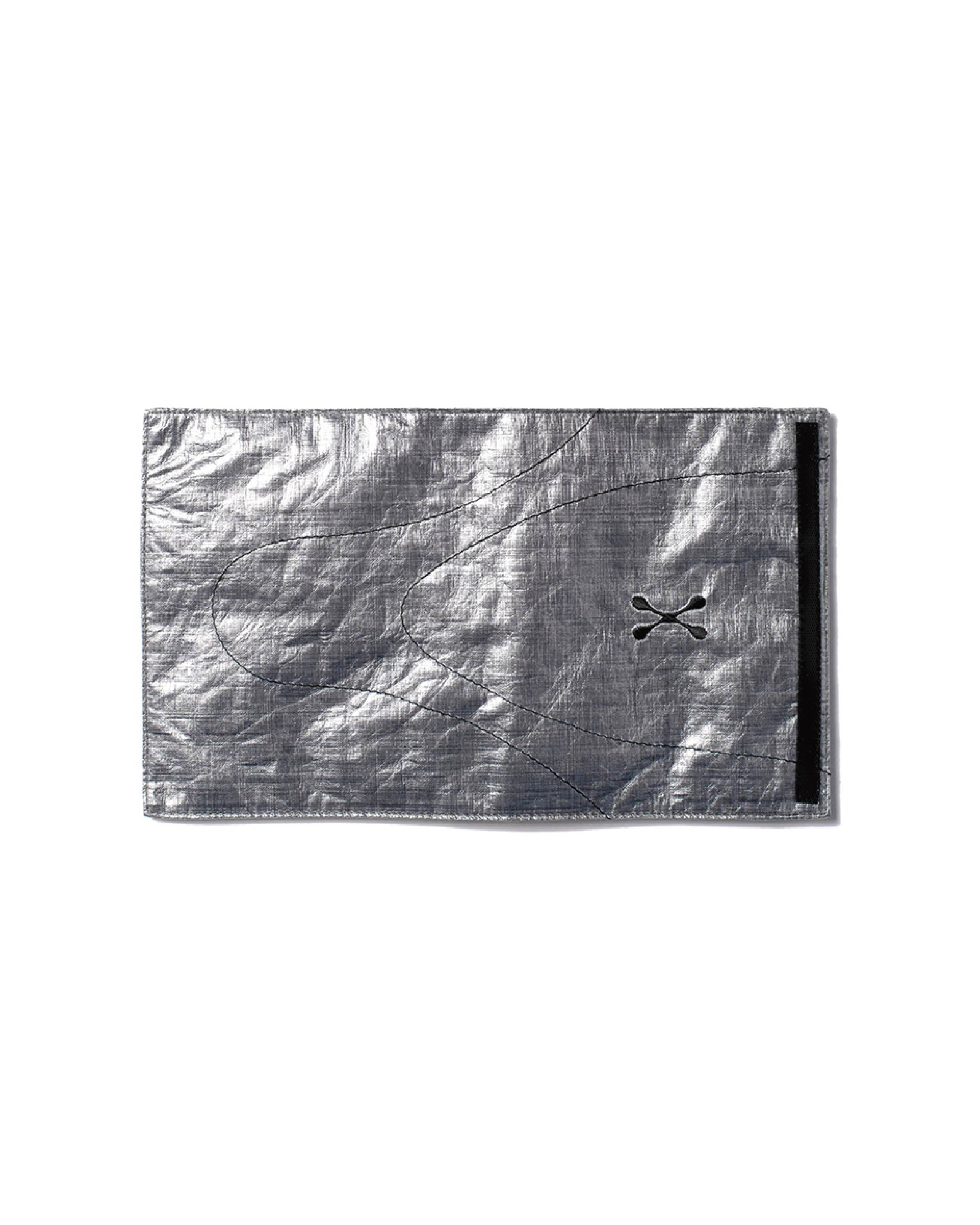 nozzle quiz Dyneema® Passport Wallet