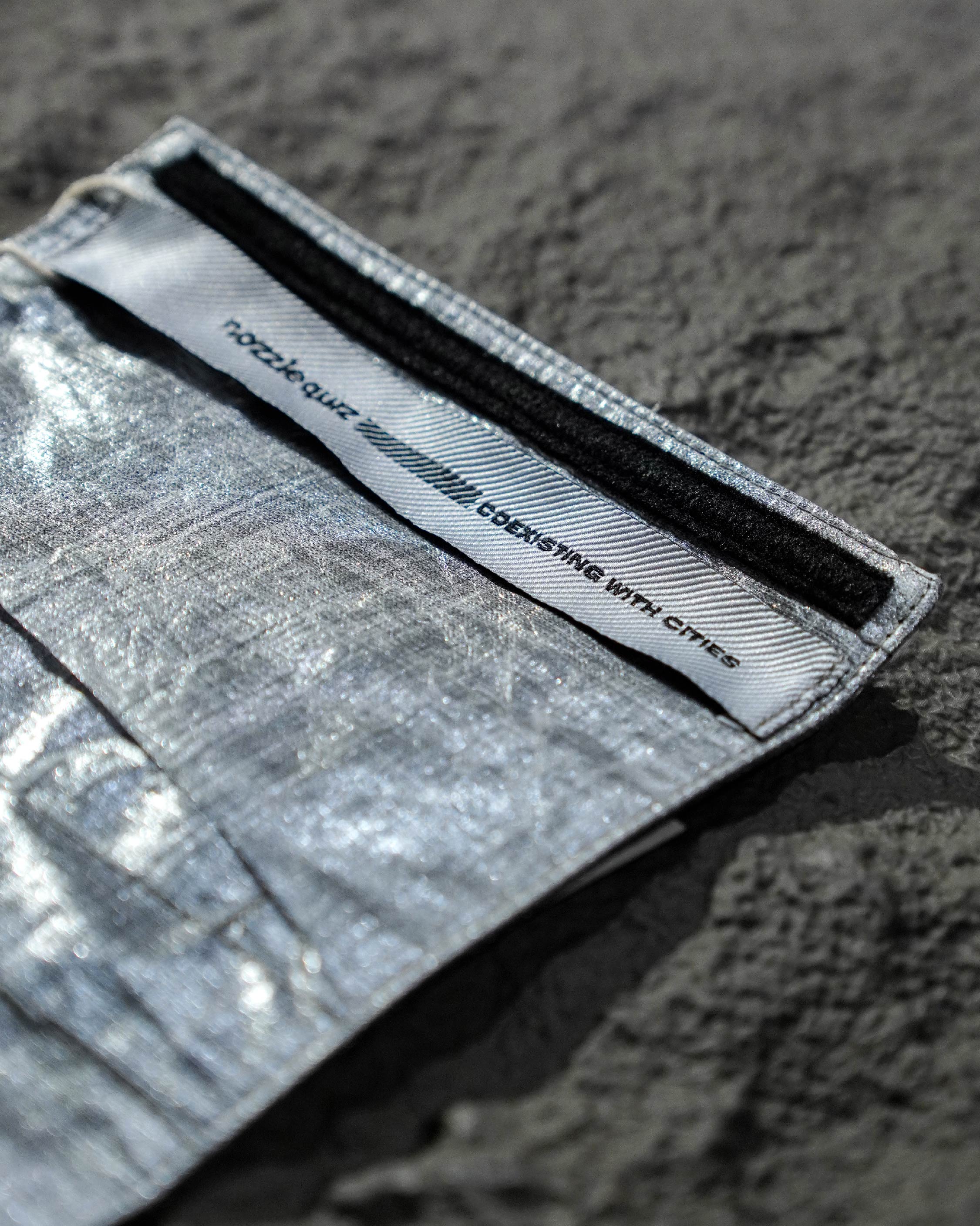 nozzle quiz Dyneema® Passport Wallet - Wild Camping