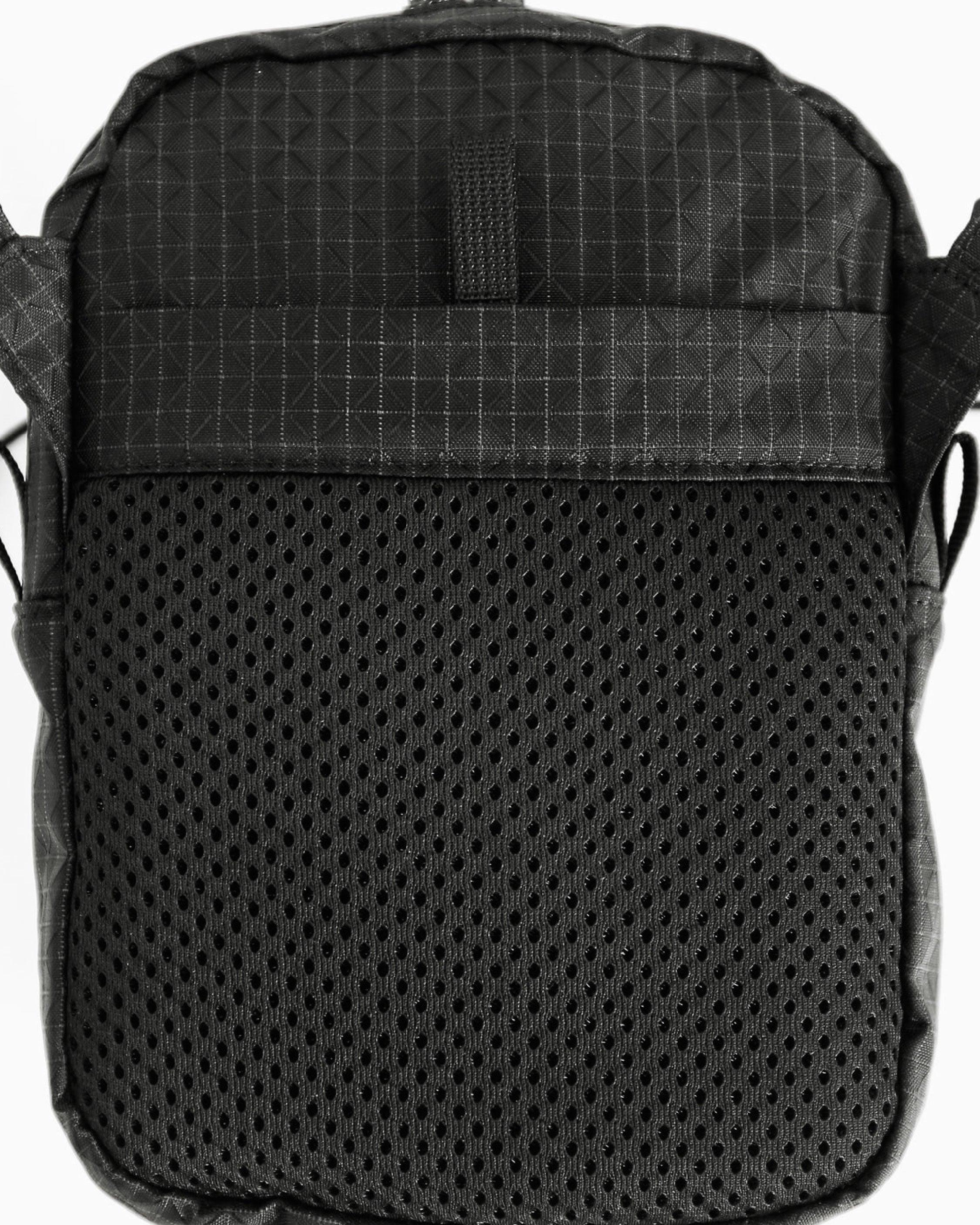 CAYL Seorak 6 (b-grid) / Black