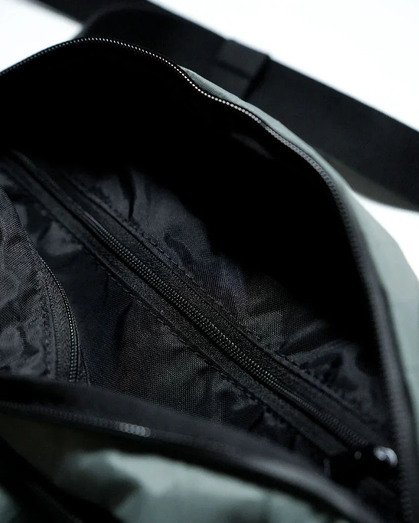 JUGEM Tech Shoulder / Grey