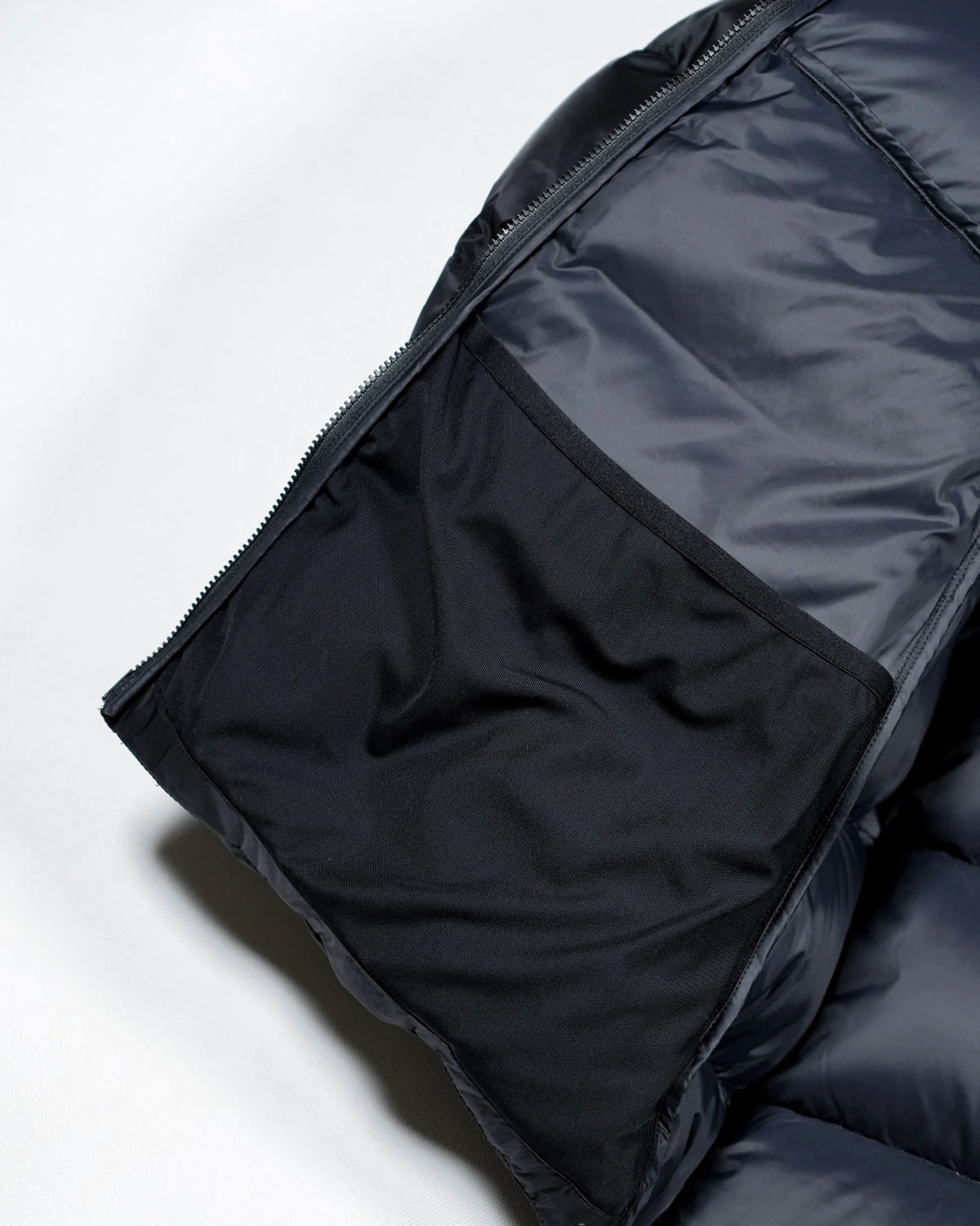 CAYL nj/ Down Jacket / Black - Wild Camping
