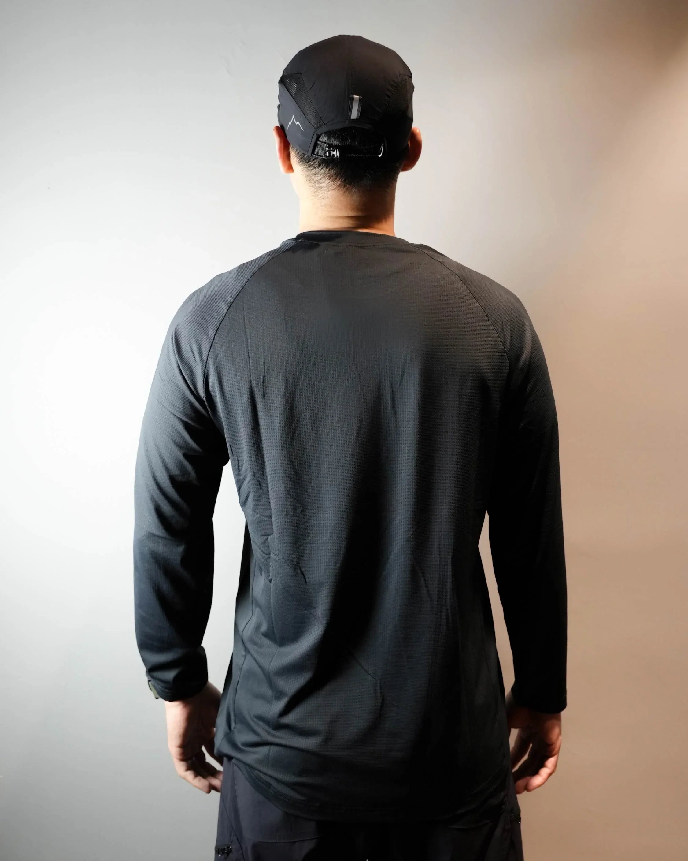 CAYL Logo Air Long Sleeve / Black - Wild Camping