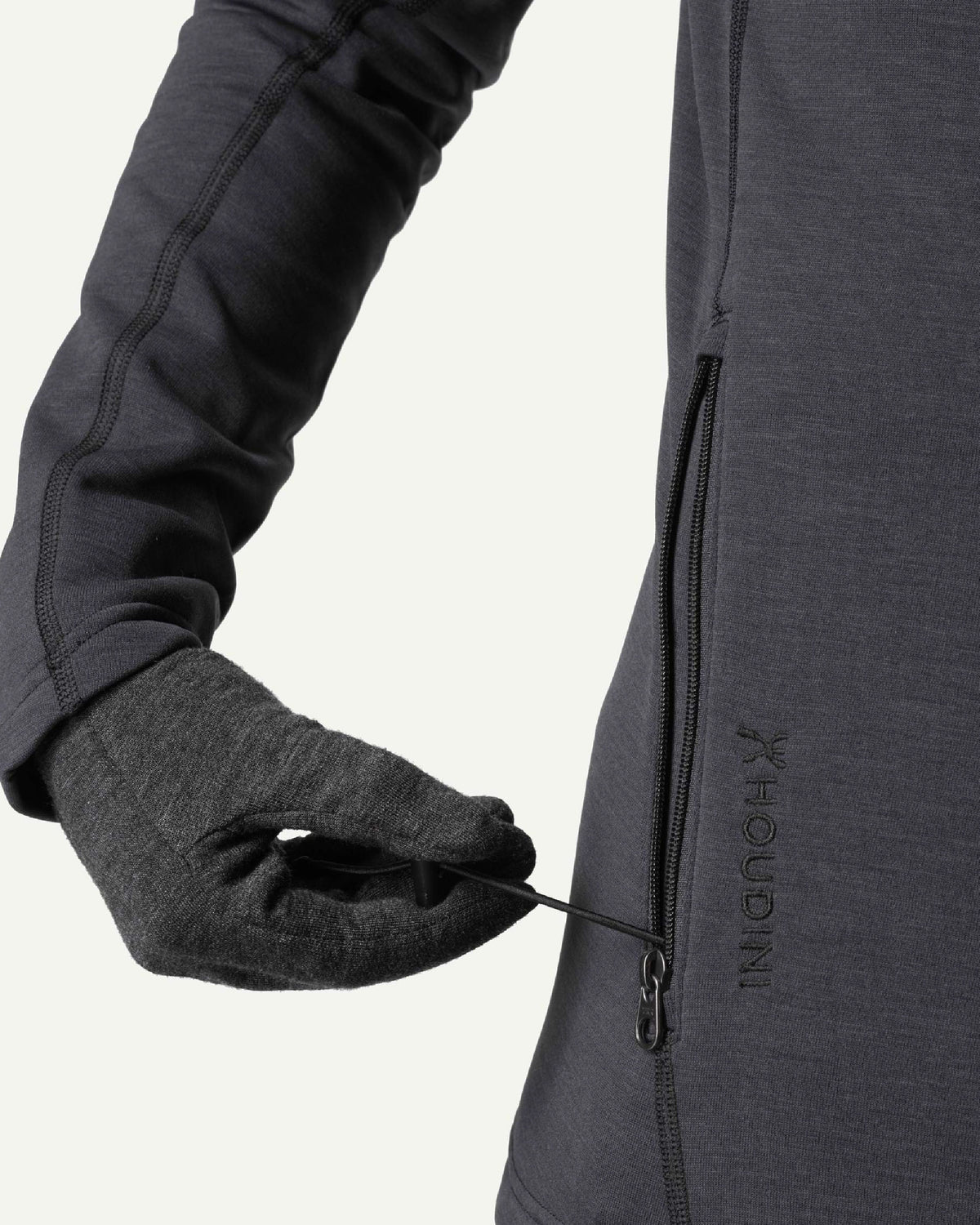 Houdini M's Outright Houdi / Rock Black - Wild Camping
