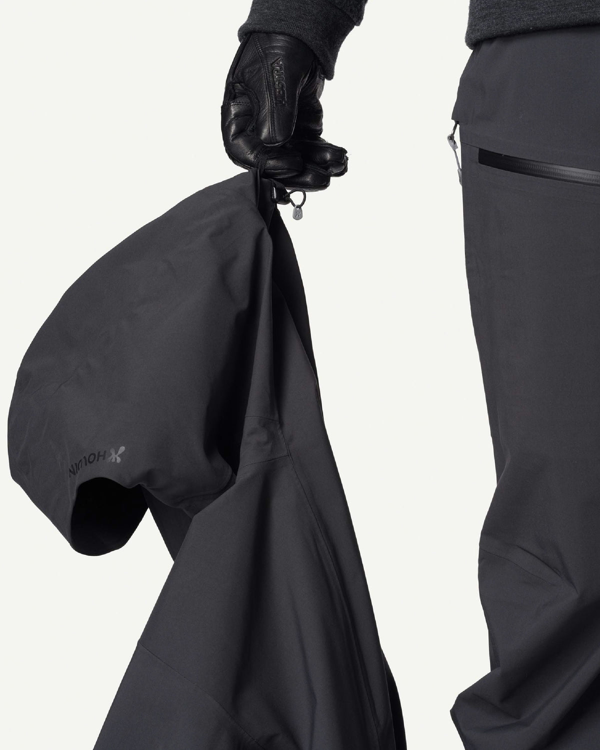 Houdini M's Five to Nine Jacket / True Black - Wild Camping