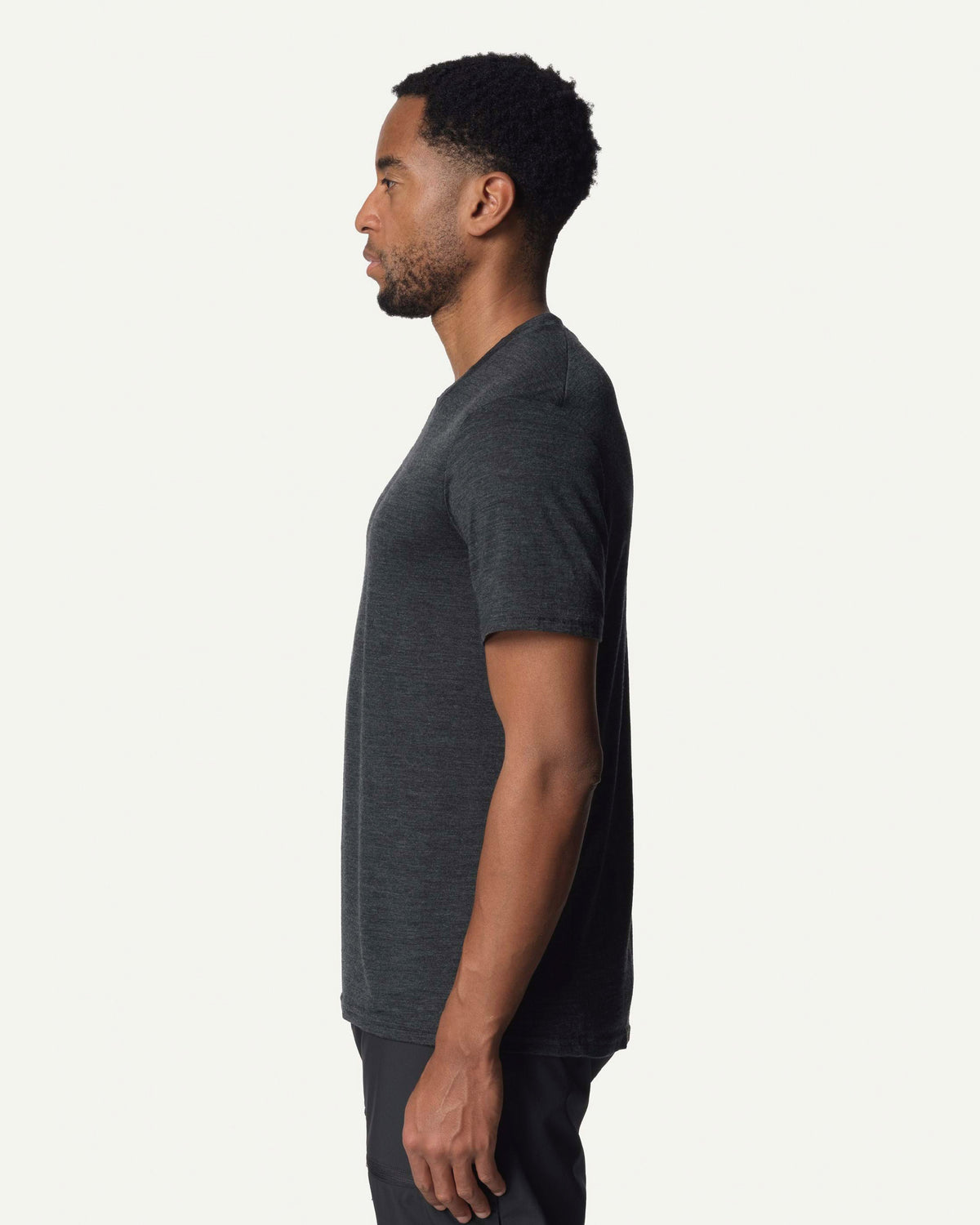 Houdini M's Activist Tee / True Black - Wild Camping