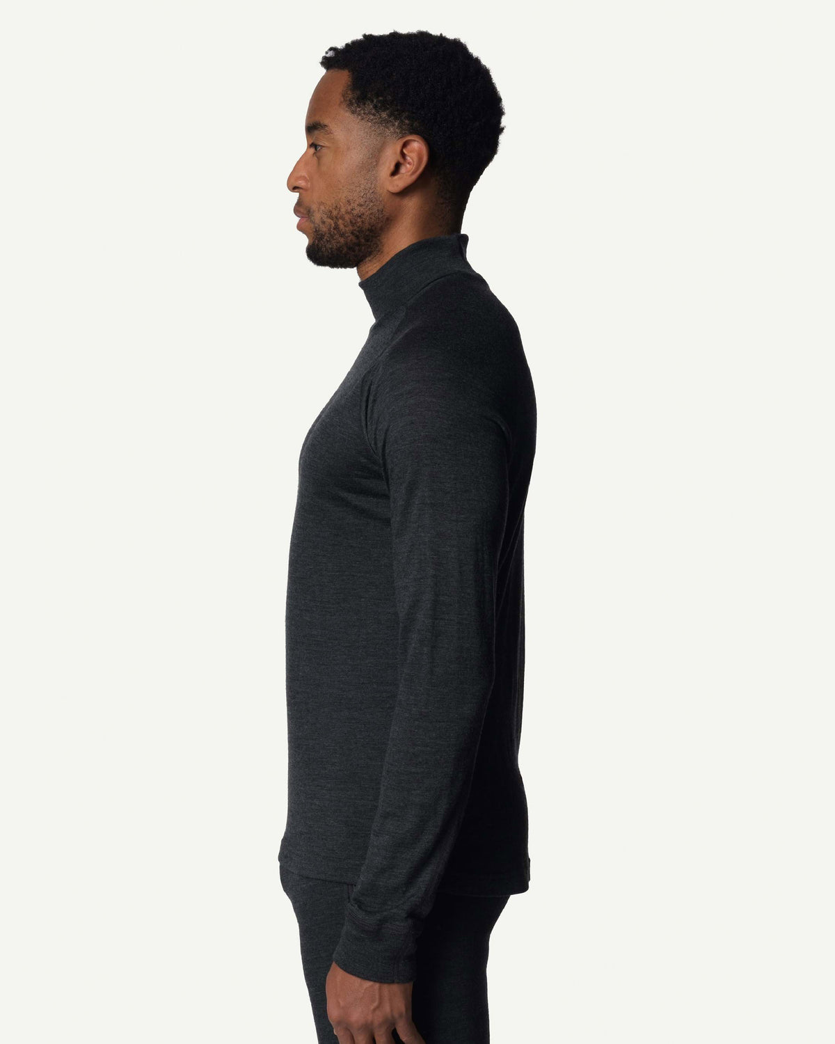 Houdini M's Activist Turtleneck / True Black - Wild Camping