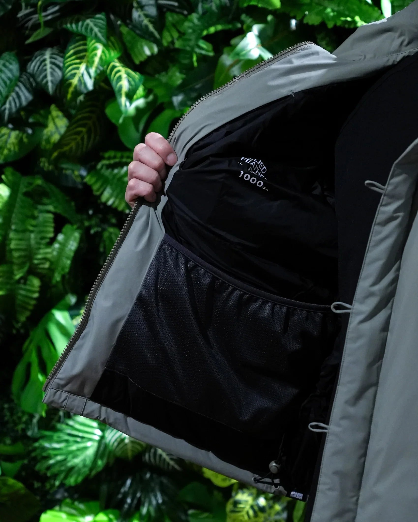 JUGEM Extreme Down Parka III / Sage - Wild Camping