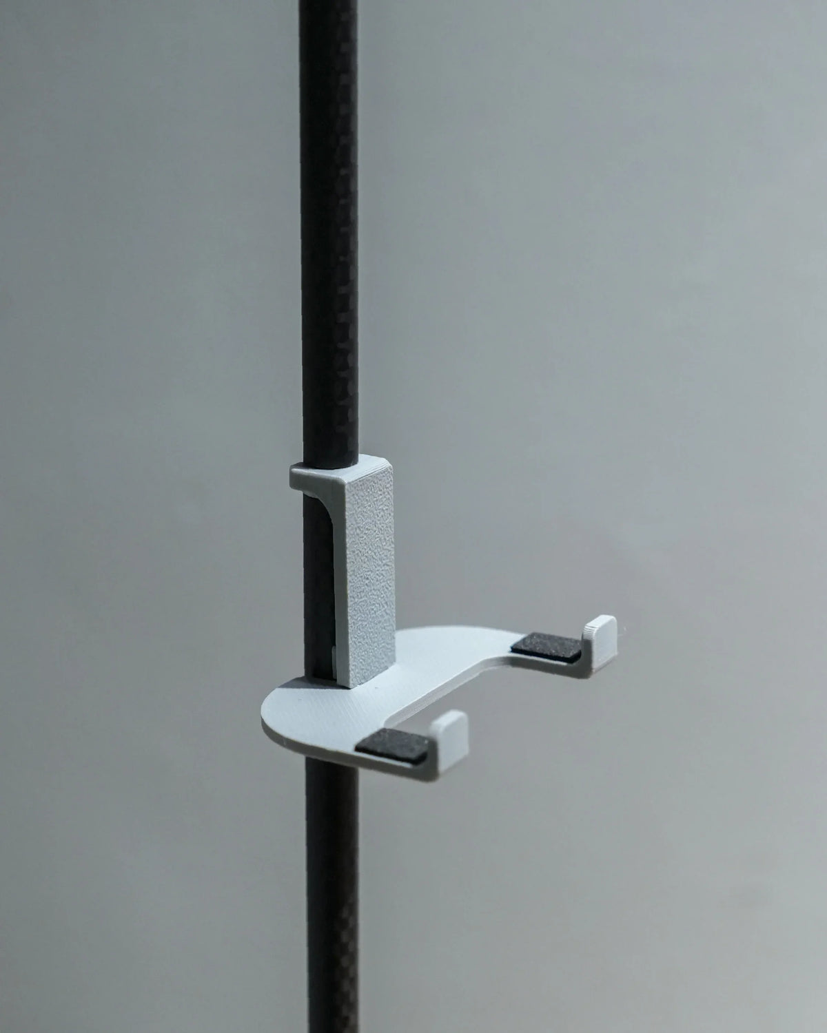 MakeToHike Smart Phone Holder For Lightweight Lantern Stand - Wild Camping