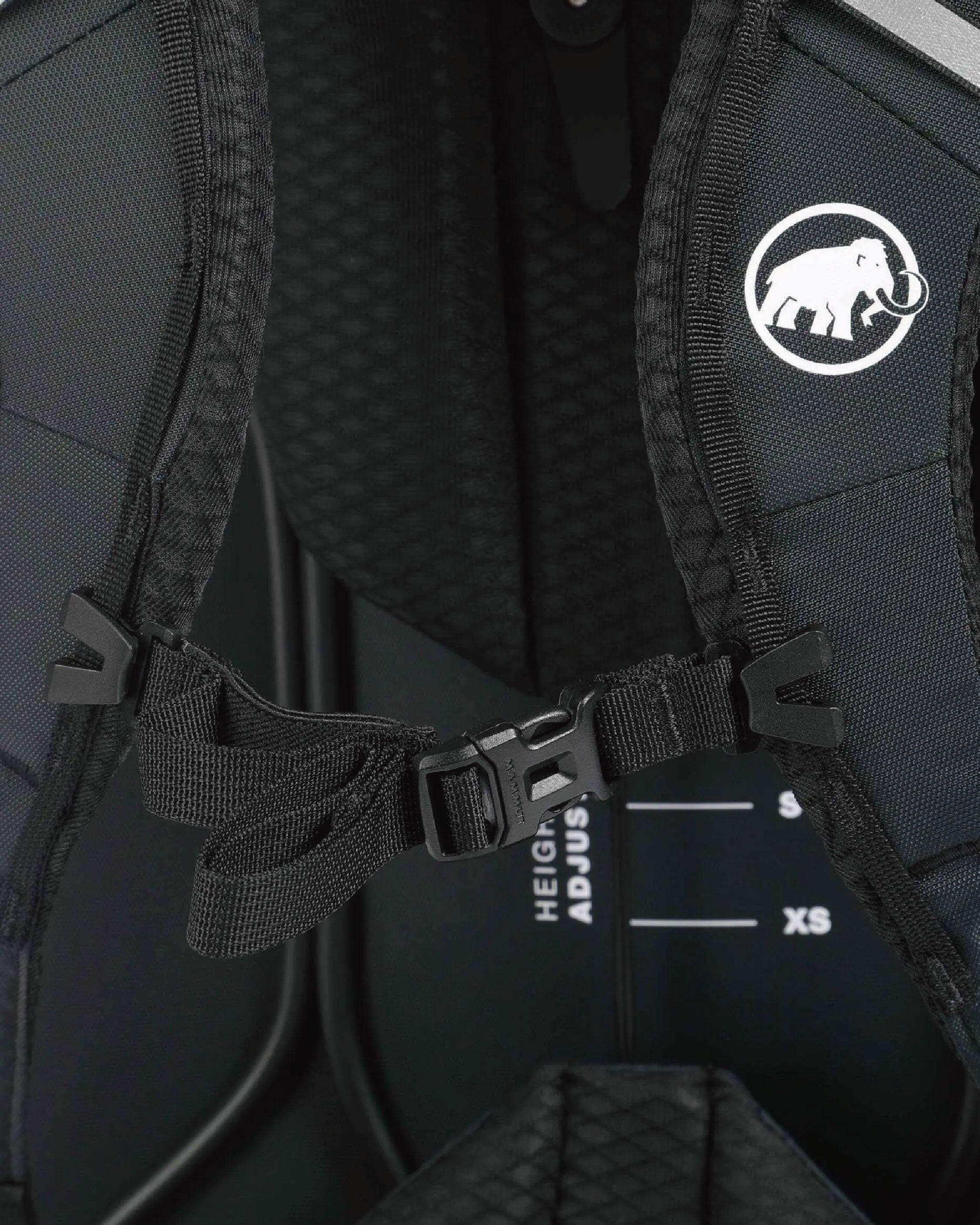 Mammut Ducan Spine 50-60 / Black - Wild Camping