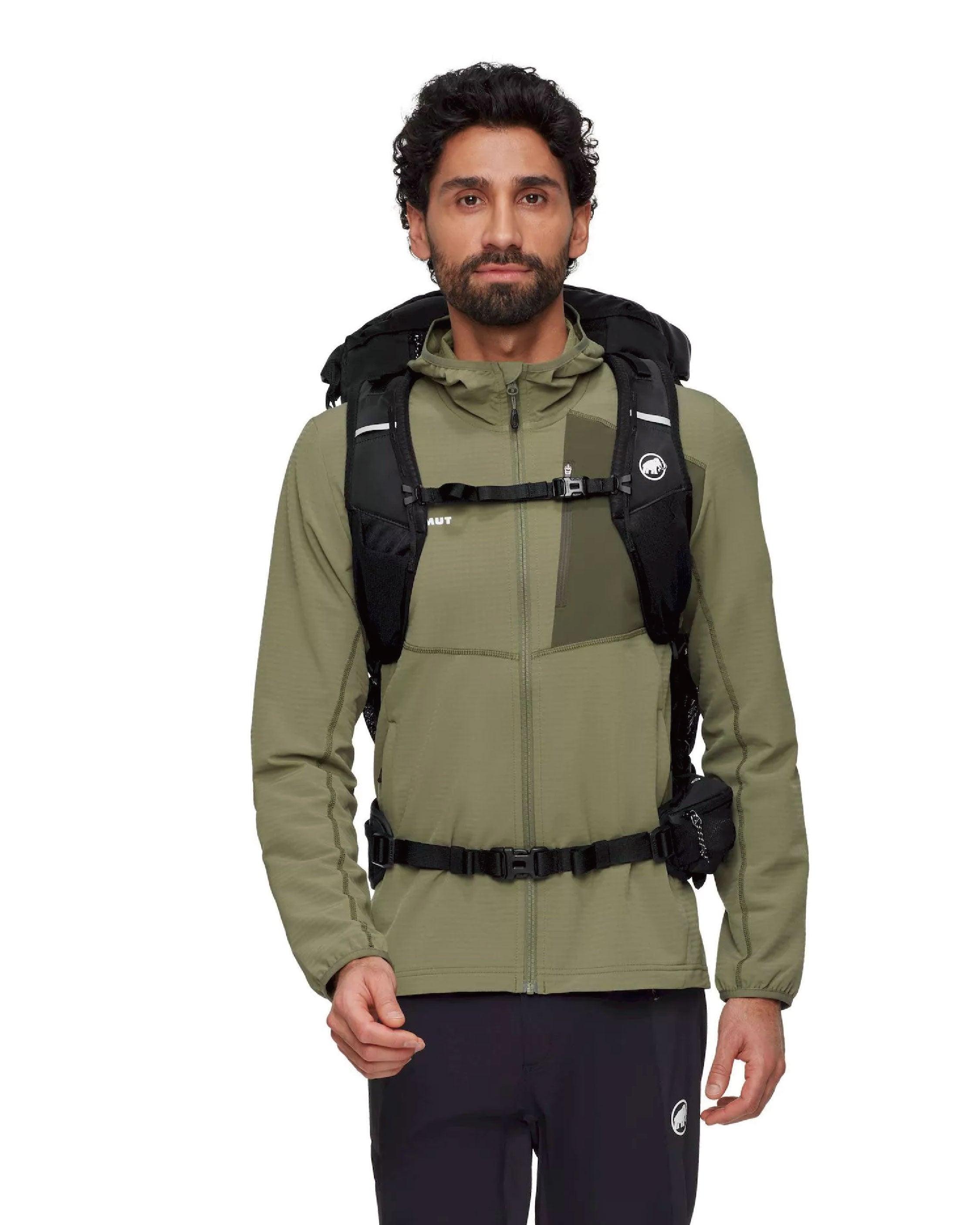 Mammut Ducan Spine 50-60 / Black - Wild Camping