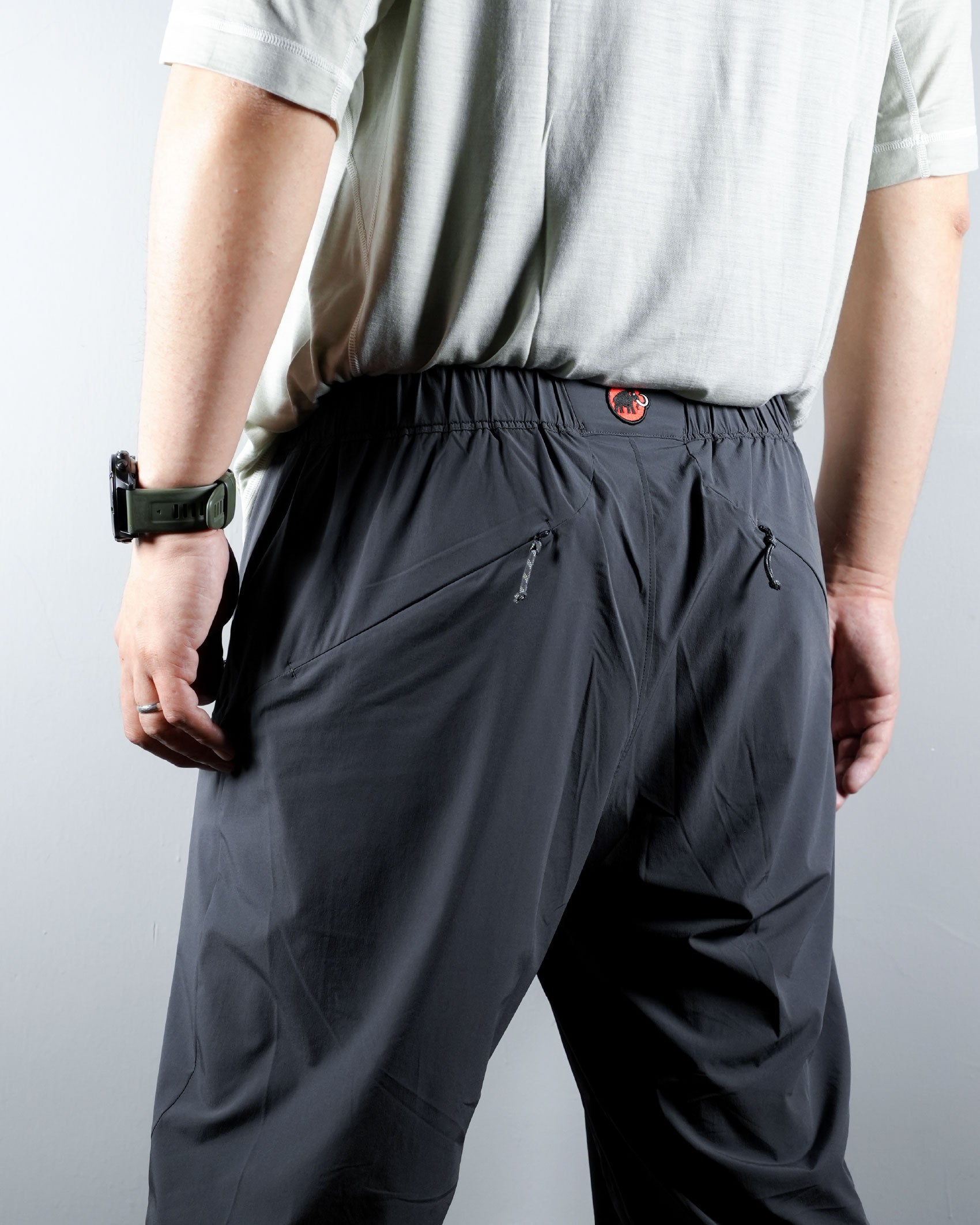 Hiking Patrol x Mammut Light Pants / Gabbro - Wild Camping