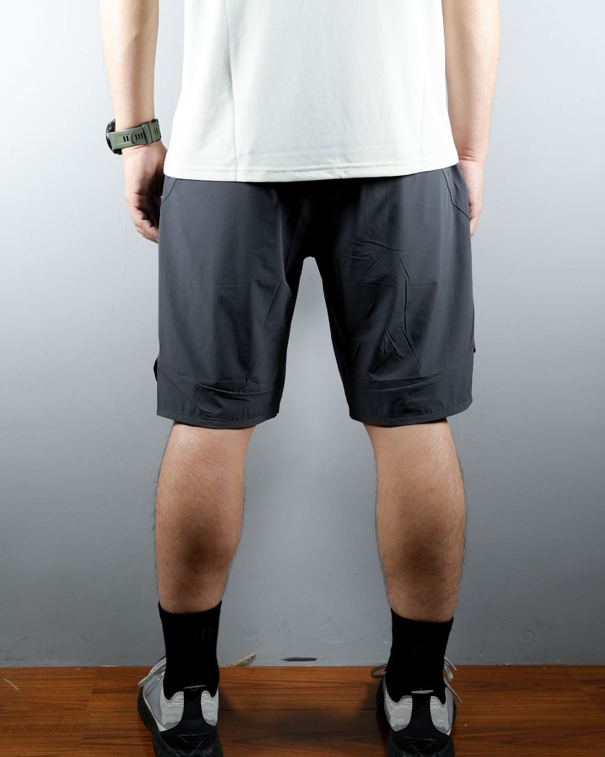Hiking Patrol x Mammut Light Shorts / Gabbro - Wild Camping