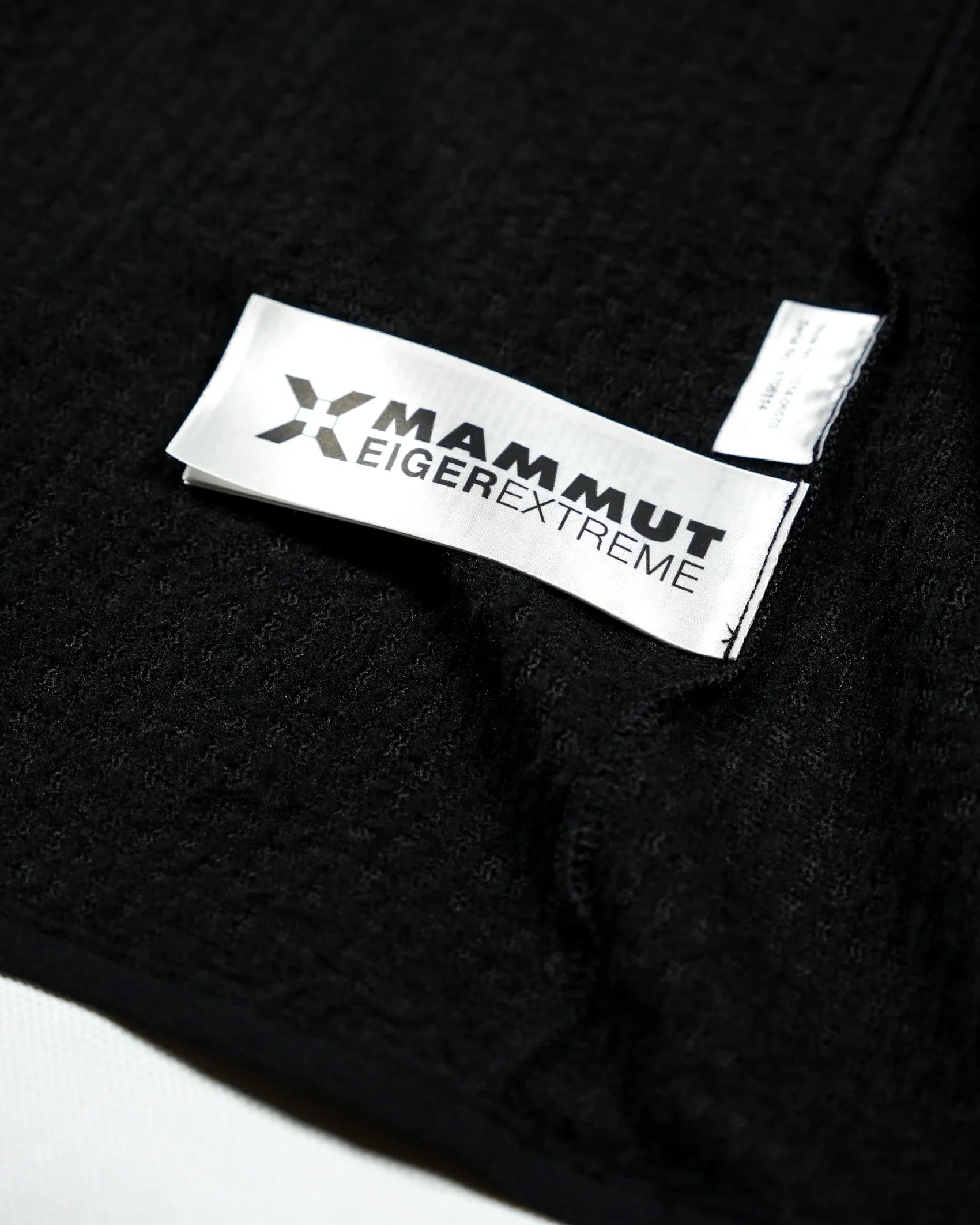 Mammut Eiger Nordwand Pro ML Air Hooded Jacket (MEN) - Wild Camping