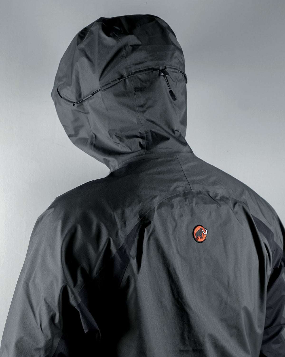 Hiking Patrol x Mammut HS Hooded Jacket / Gabbro Black - Wild Camping