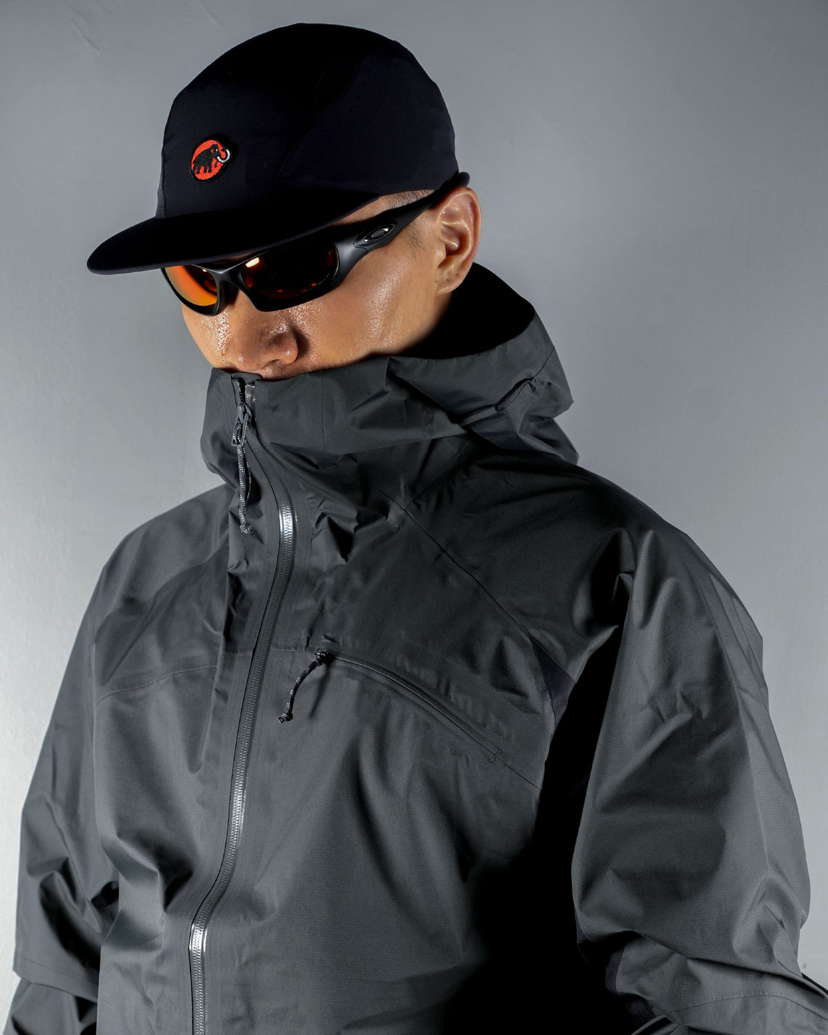 Hiking Patrol x Mammut HS Hooded Jacket / Gabbro Black - Wild Camping