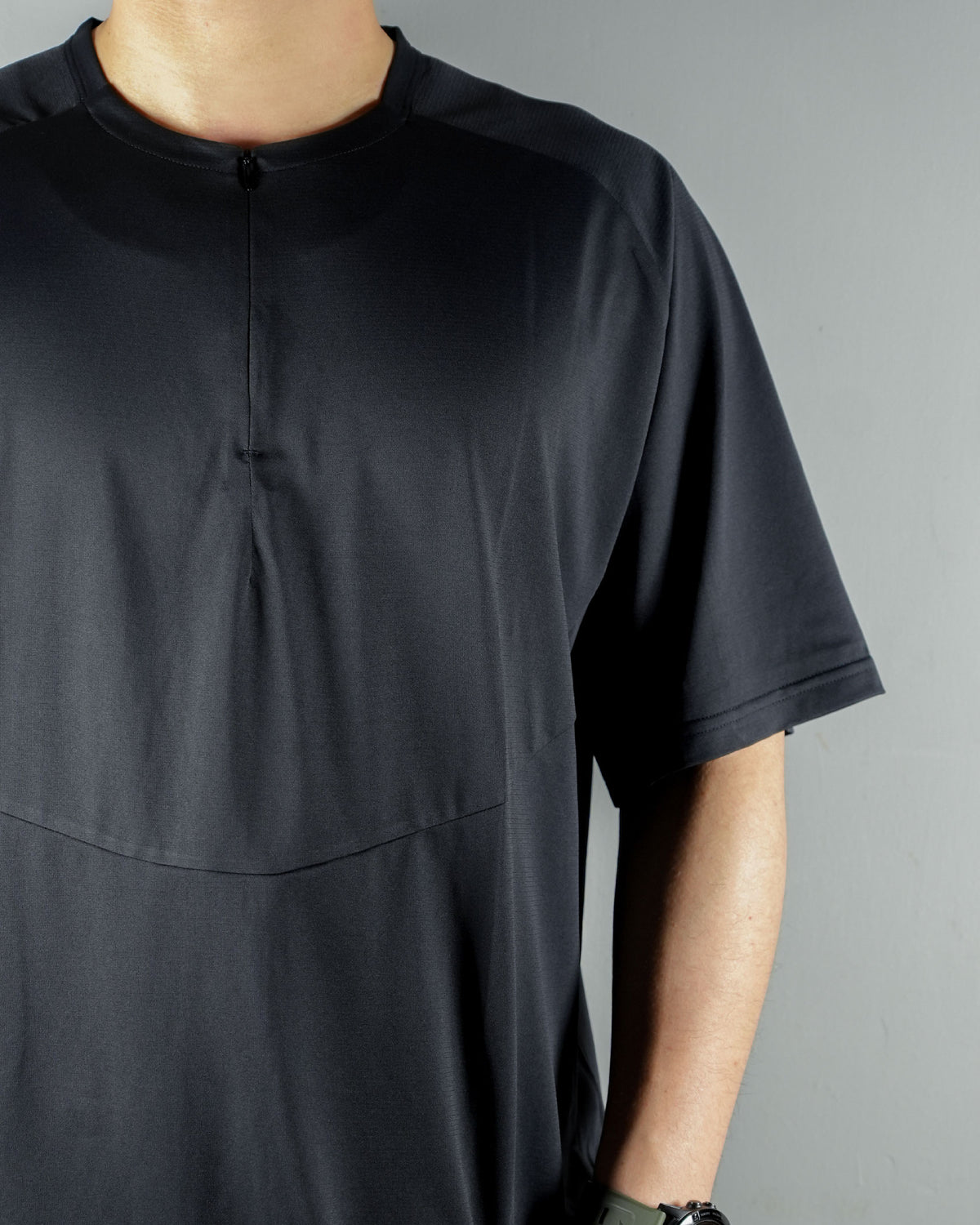 Hiking Patrol x Mammut Light FL Half Zip T-Shirt / Black - Wild Camping