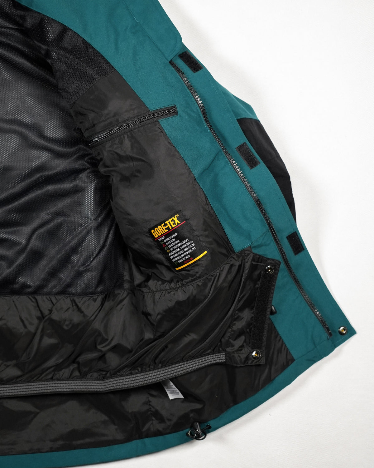 Mountain Hardwear Exposure™ GORE-TEX Parka Reissue - Wild Camping