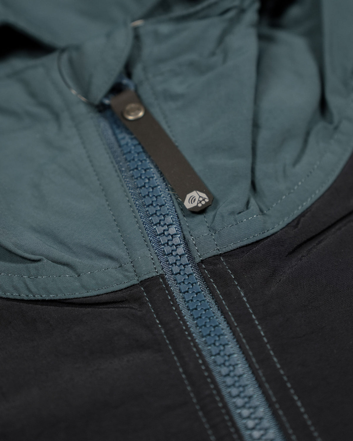 Mountain Hardwear Camp 4 Jacket - Wild Camping