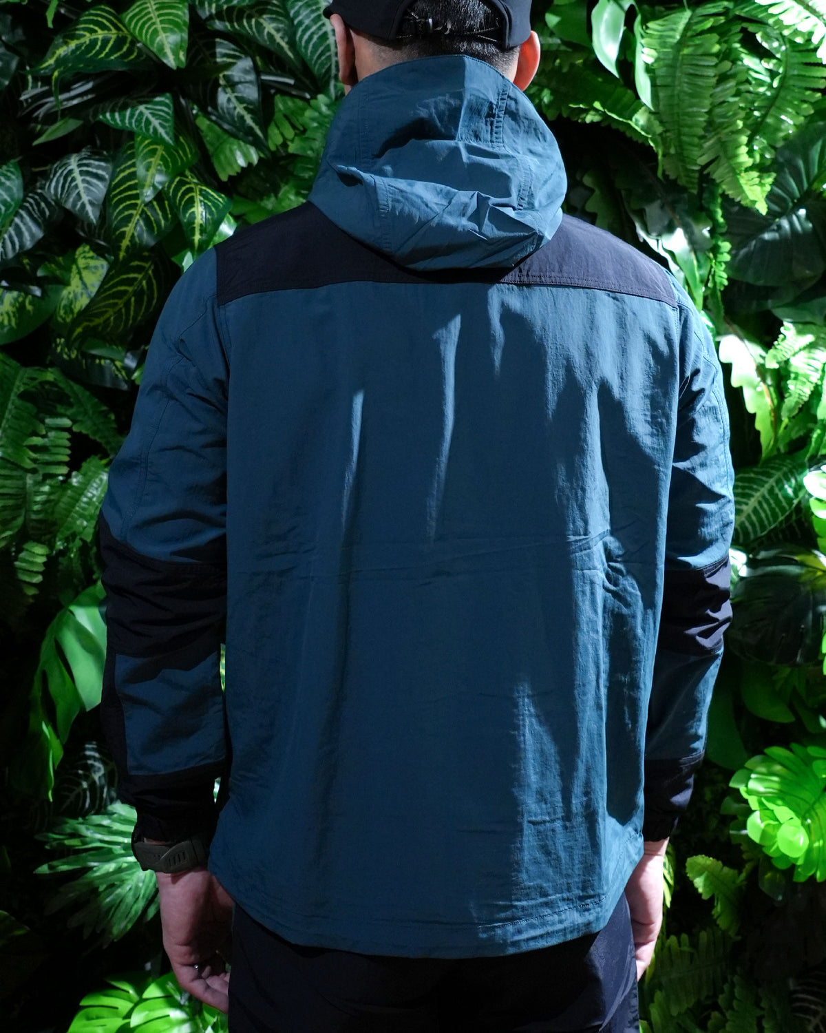 Mountain Hardwear Camp 4 Jacket - Wild Camping
