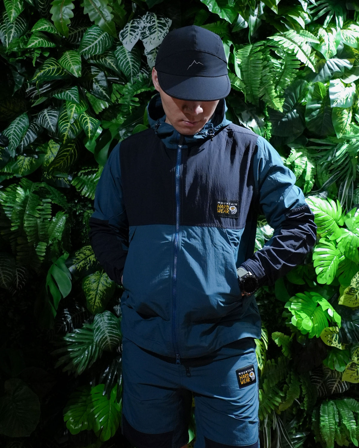 Mountain Hardwear Camp 4 Jacket - Wild Camping