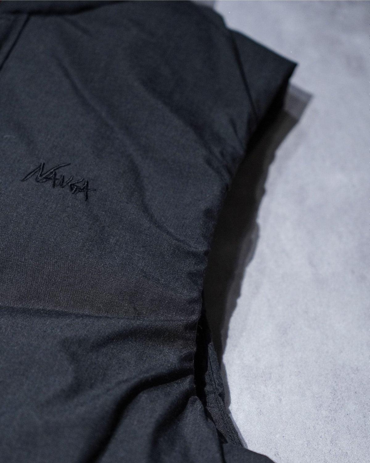 Nanga Hinoc Down Vest / CHA - Wild Camping