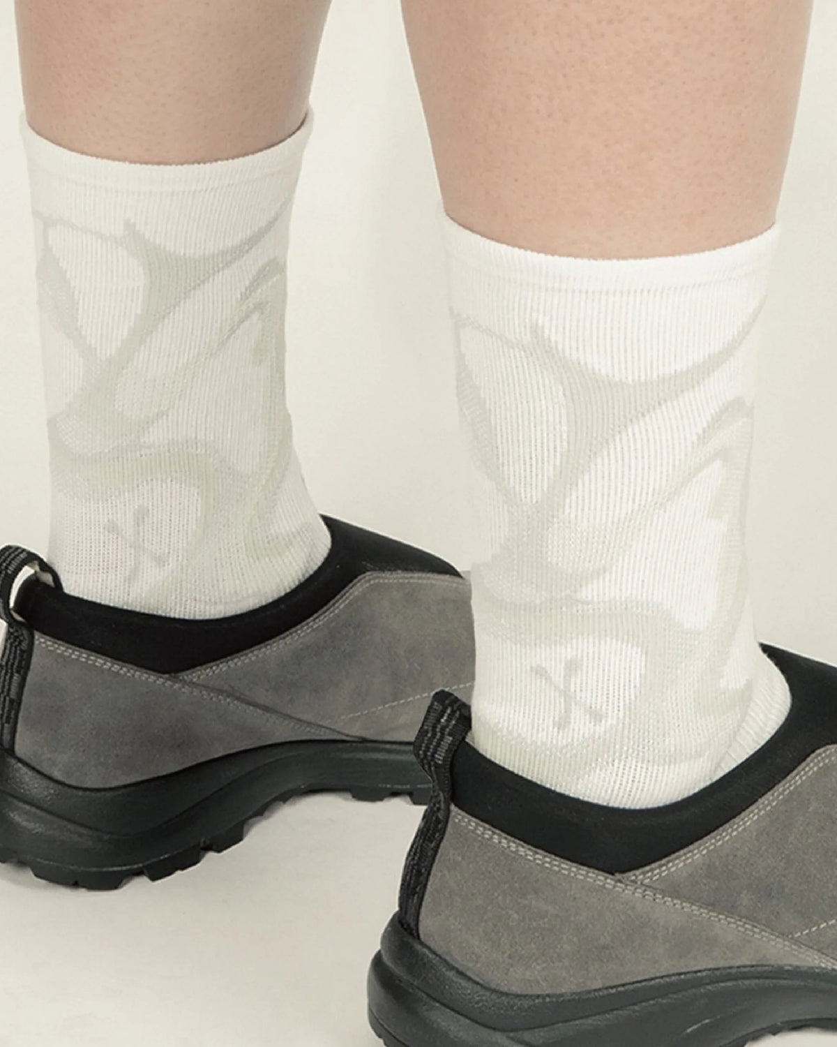 nozzle quiz Misty Pattern Socks / Fog Cloud - Wild Camping