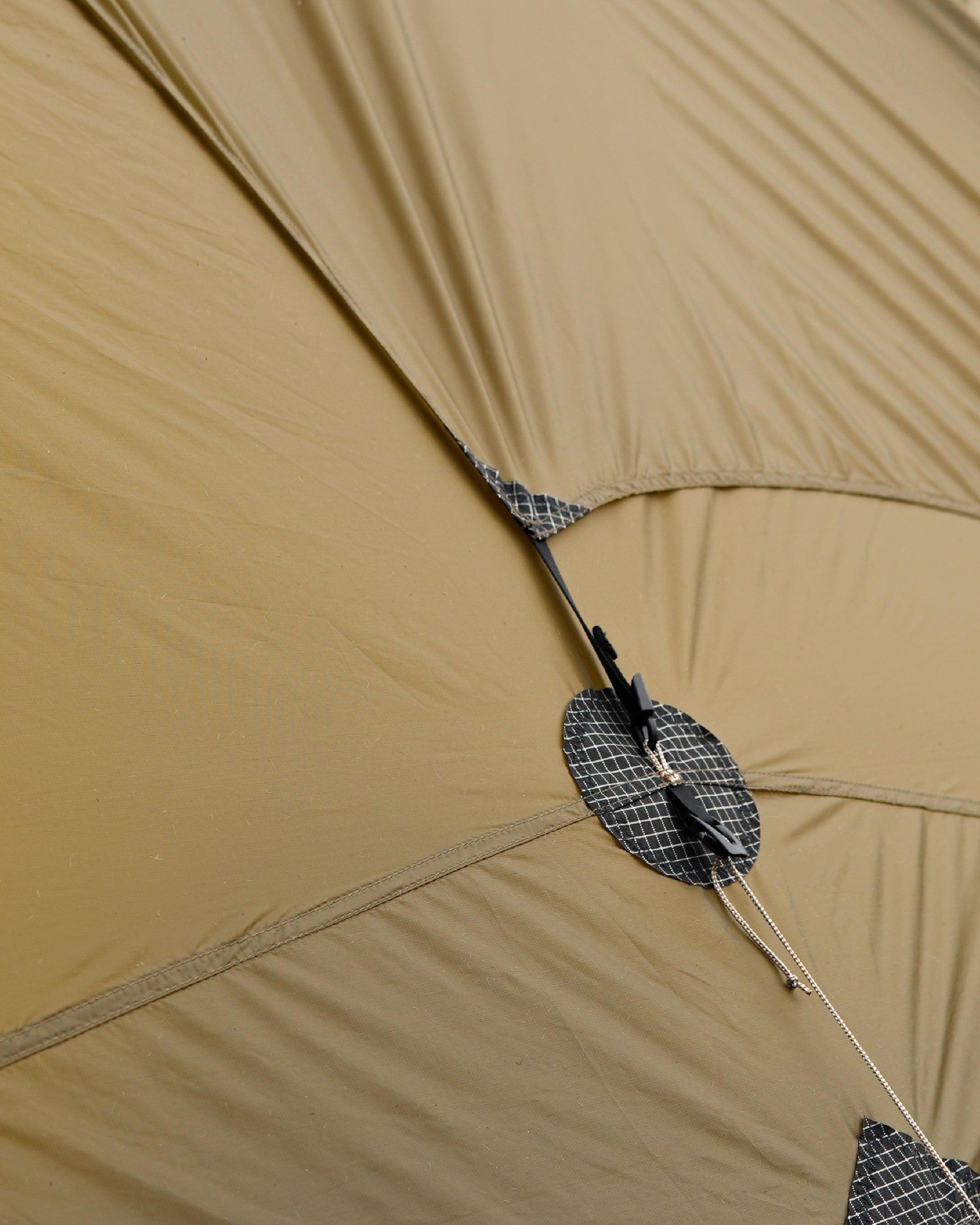 Pre Tents Border With Vestibule / Brown - Wild Camping