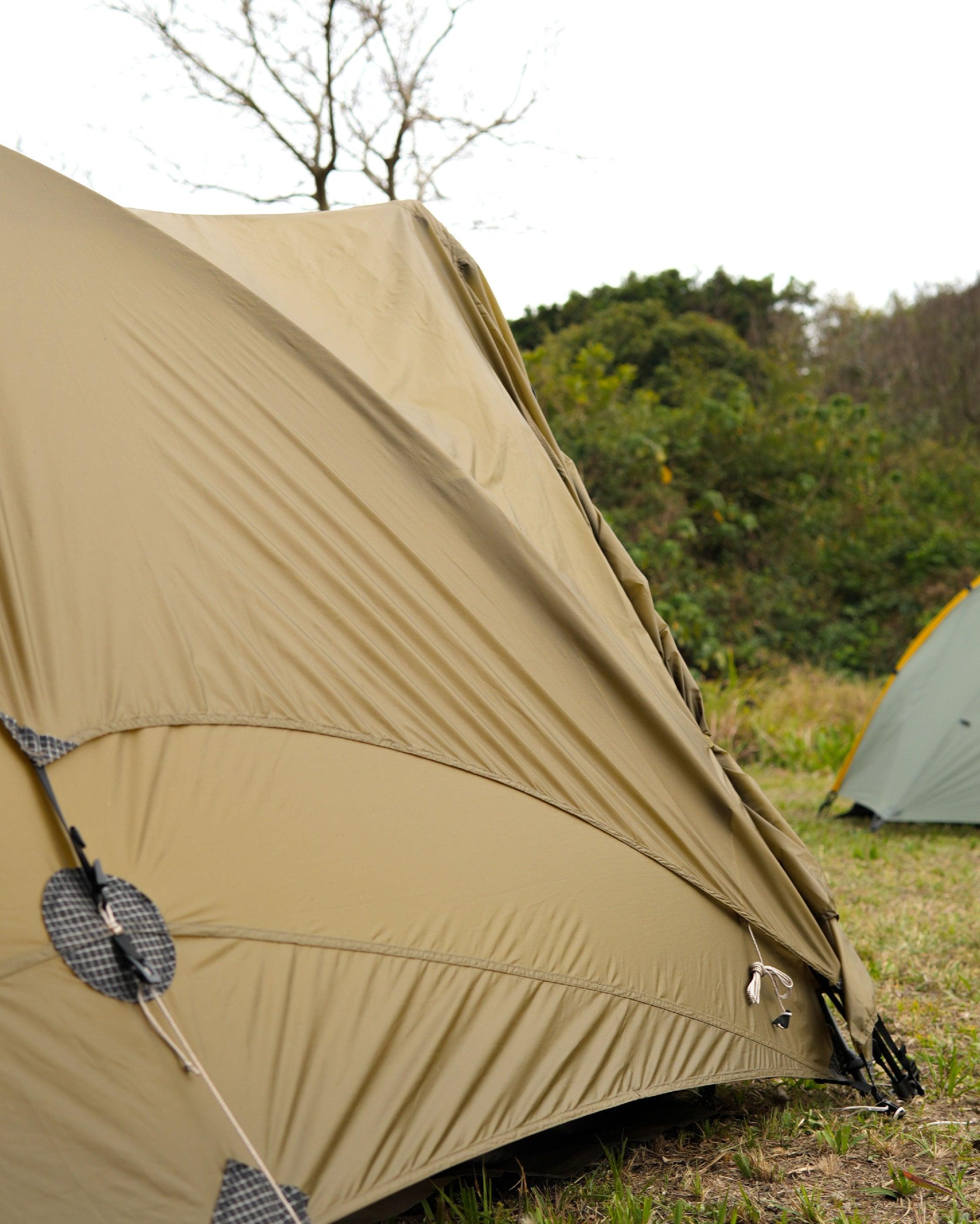 Pre Tents Border With Vestibule / Brown - Wild Camping