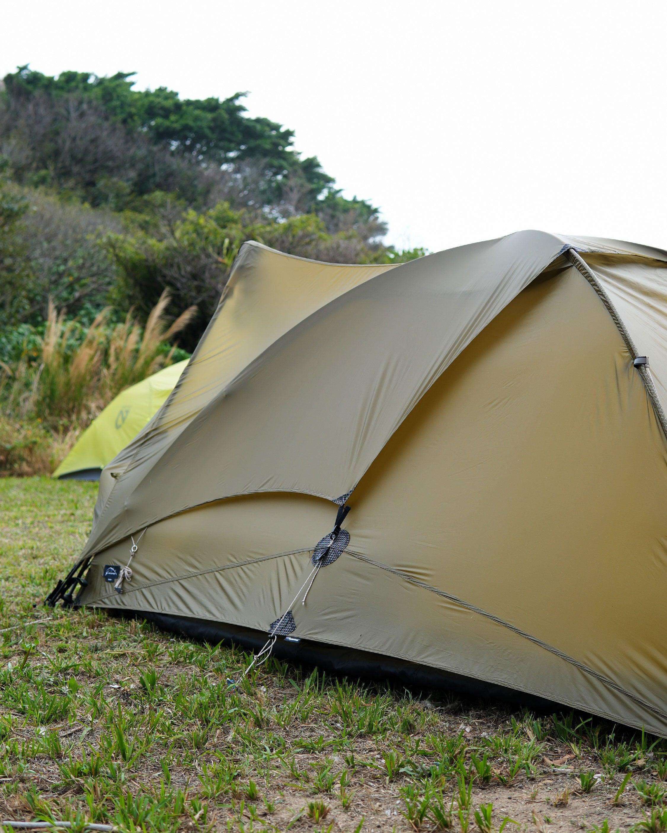 Pre Tents Border With Vestibule / Brown - Wild Camping