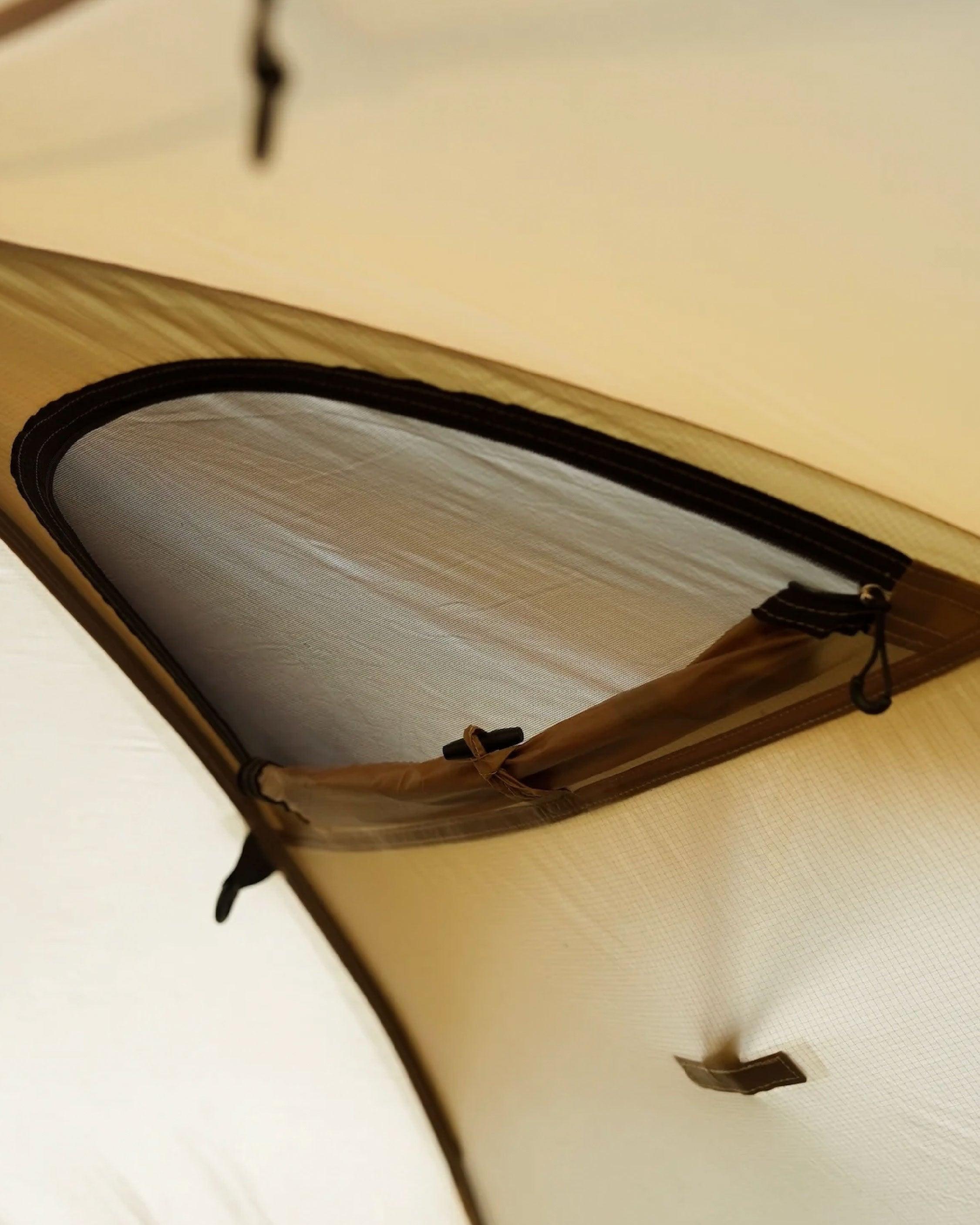 The Free Spirits Stars 2 w/Footprint - Wild Camping
